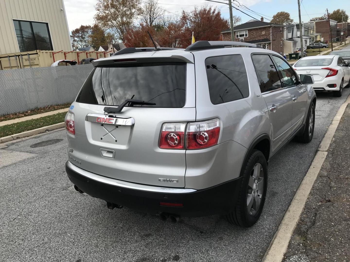 2012 Silver /Gray GMC Acadia SLT-1 AWD (1GKKVREDXCJ) with an 3.6L V6 DOHC 24V engine, 6-Speed Automatic transmission, located at 577 Chester Pike, Prospect Park, PA, 19076, (610) 237-1015, 39.886154, -75.302338 - 2012 GMC Acadia SLT: Double sunroofs, 3rd row seating, AWD, backup camera, new PA inspection, SUPER CLEAN, runs LIKE NEW! This vehicle comes inspected and has been given a bumper to bumper safety check. It is very clean, reliable, and well maintained. We offer a unique pay plan that is known for - Photo#4