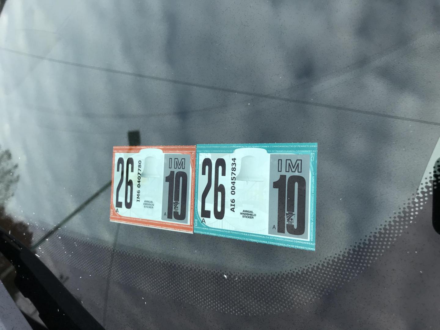 2012 Silver /Gray GMC Acadia SLT-1 AWD (1GKKVREDXCJ) with an 3.6L V6 DOHC 24V engine, 6-Speed Automatic transmission, located at 577 Chester Pike, Prospect Park, PA, 19076, (610) 237-1015, 39.886154, -75.302338 - 2012 GMC Acadia SLT: Double sunroofs, 3rd row seating, AWD, backup camera, new PA inspection, SUPER CLEAN, runs LIKE NEW! This vehicle comes inspected and has been given a bumper to bumper safety check. It is very clean, reliable, and well maintained. We offer a unique pay plan that is known for - Photo#6