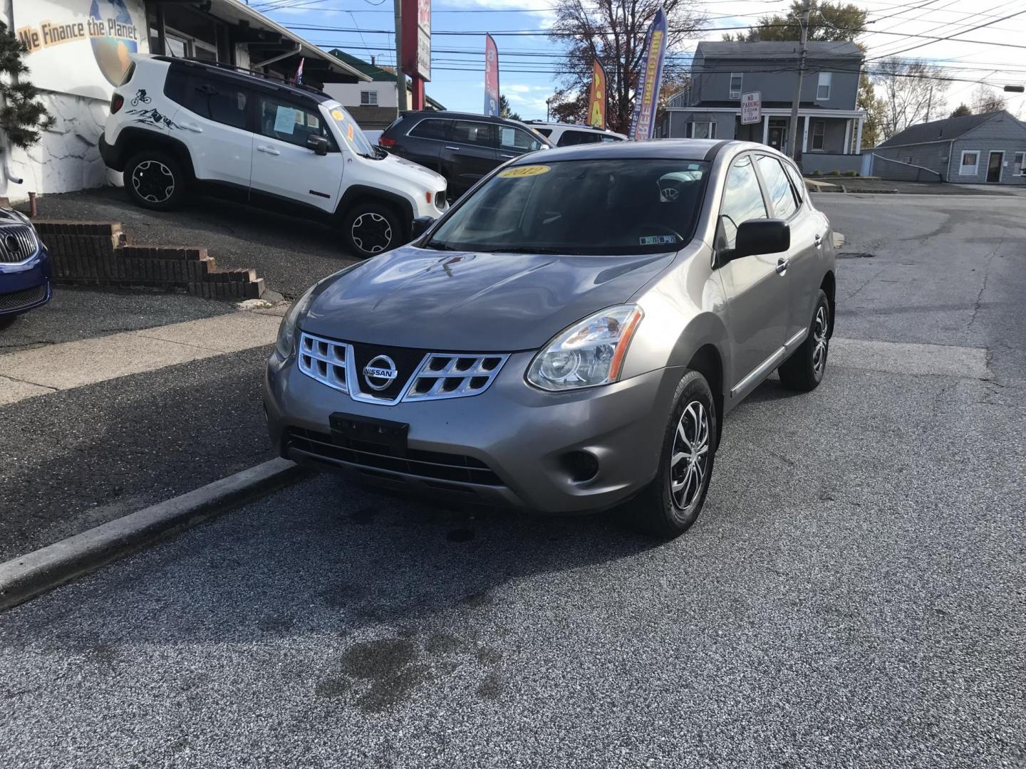 2012 Gray /Black Nissan Rogue S AWD (JN8AS5MVXCW) with an 2.5L L4 DOHC 16V engine, Continuously Variable Transmission transmission, located at 577 Chester Pike, Prospect Park, PA, 19076, (610) 237-1015, 39.886154, -75.302338 - Photo#2