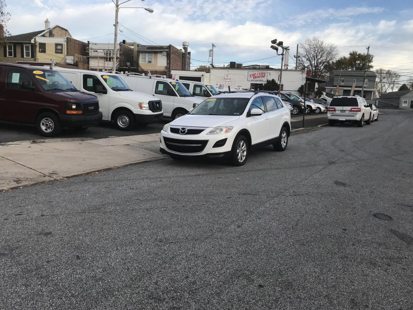 2012 White /Beige Mazda CX-9 Touring AWD (JM3TB3CV0C0) with an 3.7L V6 DOHC 24V engine, 6-Speed Automatic transmission, located at 577 Chester Pike, Prospect Park, PA, 19076, (610) 237-1015, 39.886154, -75.302338 - Photo#1