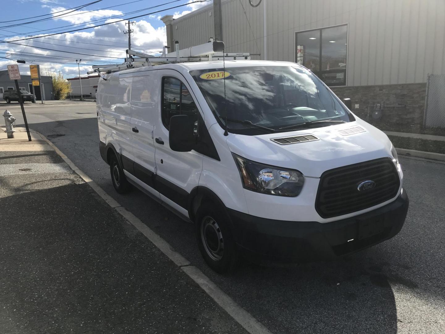 2017 White /Gray Ford Transit 150 Van Low Roof 60/40 Pass. 130-in. WB (1FTYE1ZM6HK) with an 3.7L V6 DOHC 24V engine, 6A transmission, located at 577 Chester Pike, Prospect Park, PA, 19076, (610) 237-1015, 39.886154, -75.302338 - Photo#3