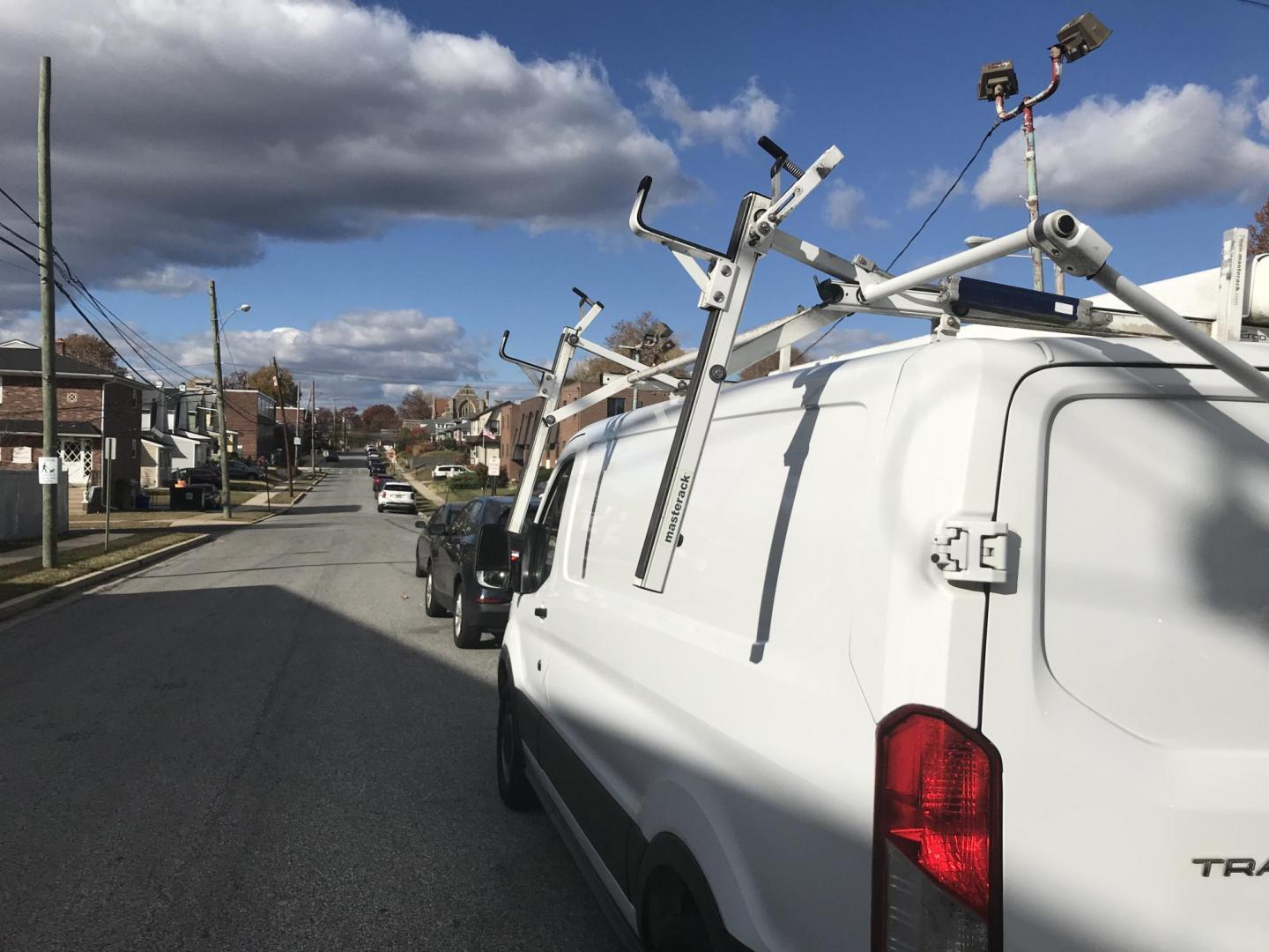 2017 White /Gray Ford Transit 150 Van Low Roof 60/40 Pass. 130-in. WB (1FTYE1ZM6HK) with an 3.7L V6 DOHC 24V engine, 6A transmission, located at 577 Chester Pike, Prospect Park, PA, 19076, (610) 237-1015, 39.886154, -75.302338 - Photo#19
