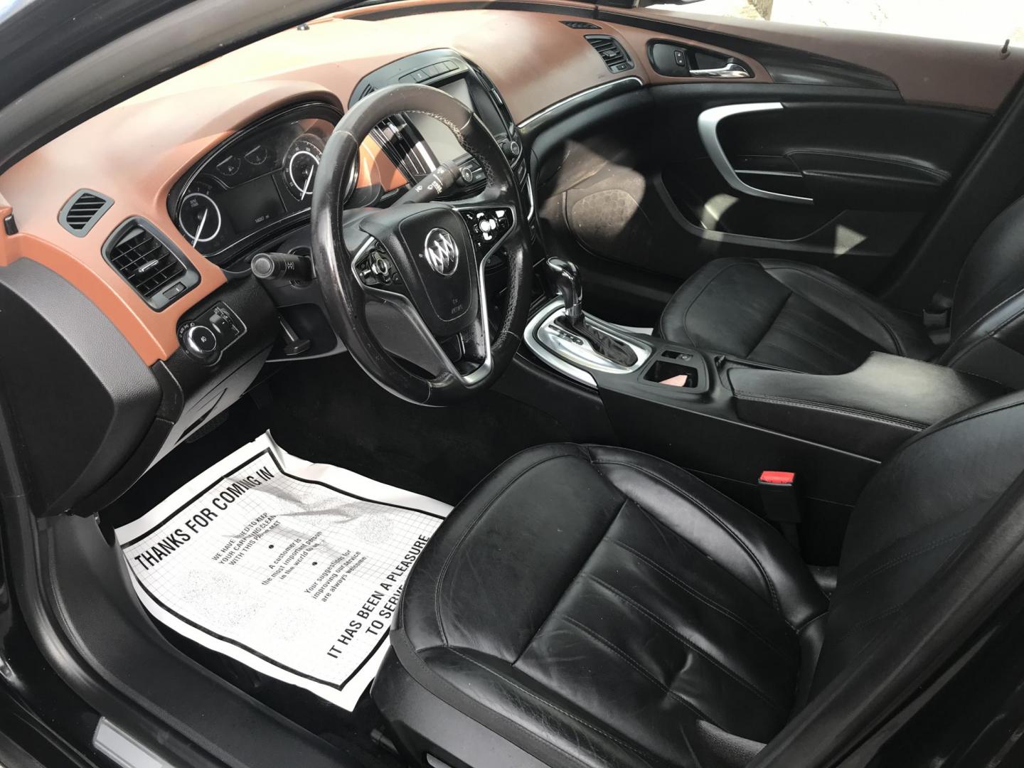 2017 Black /Black Buick Regal Leather AWD (2G4GM5EX9H9) with an 2.0L L4 DOHC 16V TURBO engine, 6A transmission, located at 577 Chester Pike, Prospect Park, PA, 19076, (610) 237-1015, 39.886154, -75.302338 - Photo#9