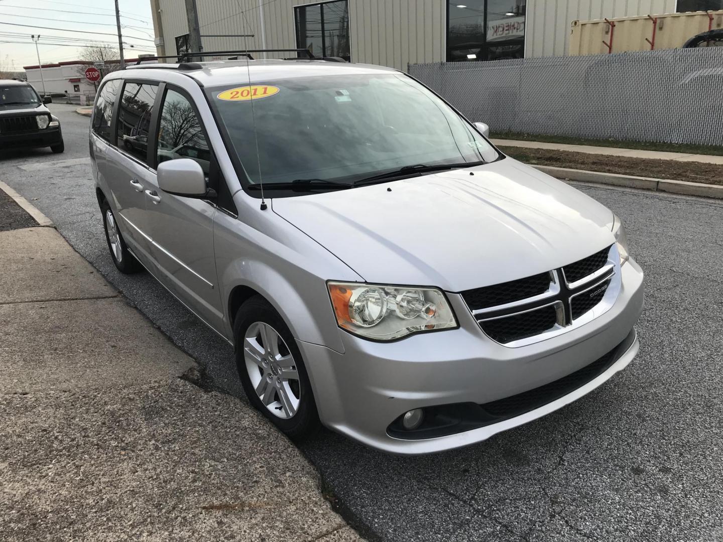2011 Silver /Black Dodge Grand Caravan Crew (2D4RN5DG9BR) with an 3.6L V6 DOHC 24V engine, 6-Speed Automatic transmission, located at 577 Chester Pike, Prospect Park, PA, 19076, (610) 237-1015, 39.886154, -75.302338 - 2011 Dodge Grand Caravan Crew: Backup camera, stow and go seating, new PA inspection, SUPER CLEAN, runs LIKE NEW! This vehicle comes inspected and has been given a bumper to bumper safety check. It is very clean, reliable, and well maintained. We offer a unique pay plan that is known for being th - Photo#3