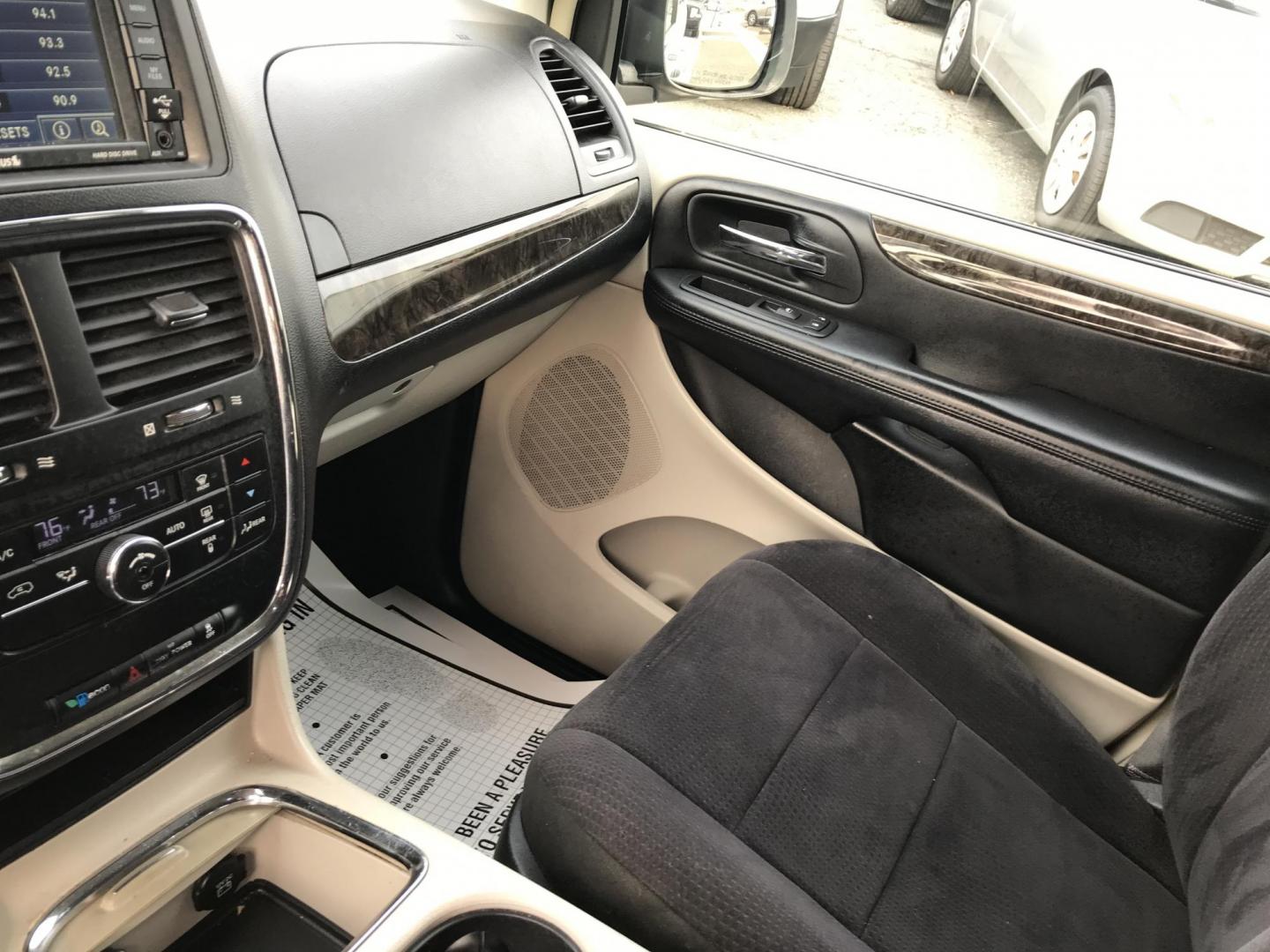 2011 Silver /Black Dodge Grand Caravan Crew (2D4RN5DG9BR) with an 3.6L V6 DOHC 24V engine, 6-Speed Automatic transmission, located at 577 Chester Pike, Prospect Park, PA, 19076, (610) 237-1015, 39.886154, -75.302338 - 2011 Dodge Grand Caravan Crew: Backup camera, stow and go seating, new PA inspection, SUPER CLEAN, runs LIKE NEW! This vehicle comes inspected and has been given a bumper to bumper safety check. It is very clean, reliable, and well maintained. We offer a unique pay plan that is known for being th - Photo#14