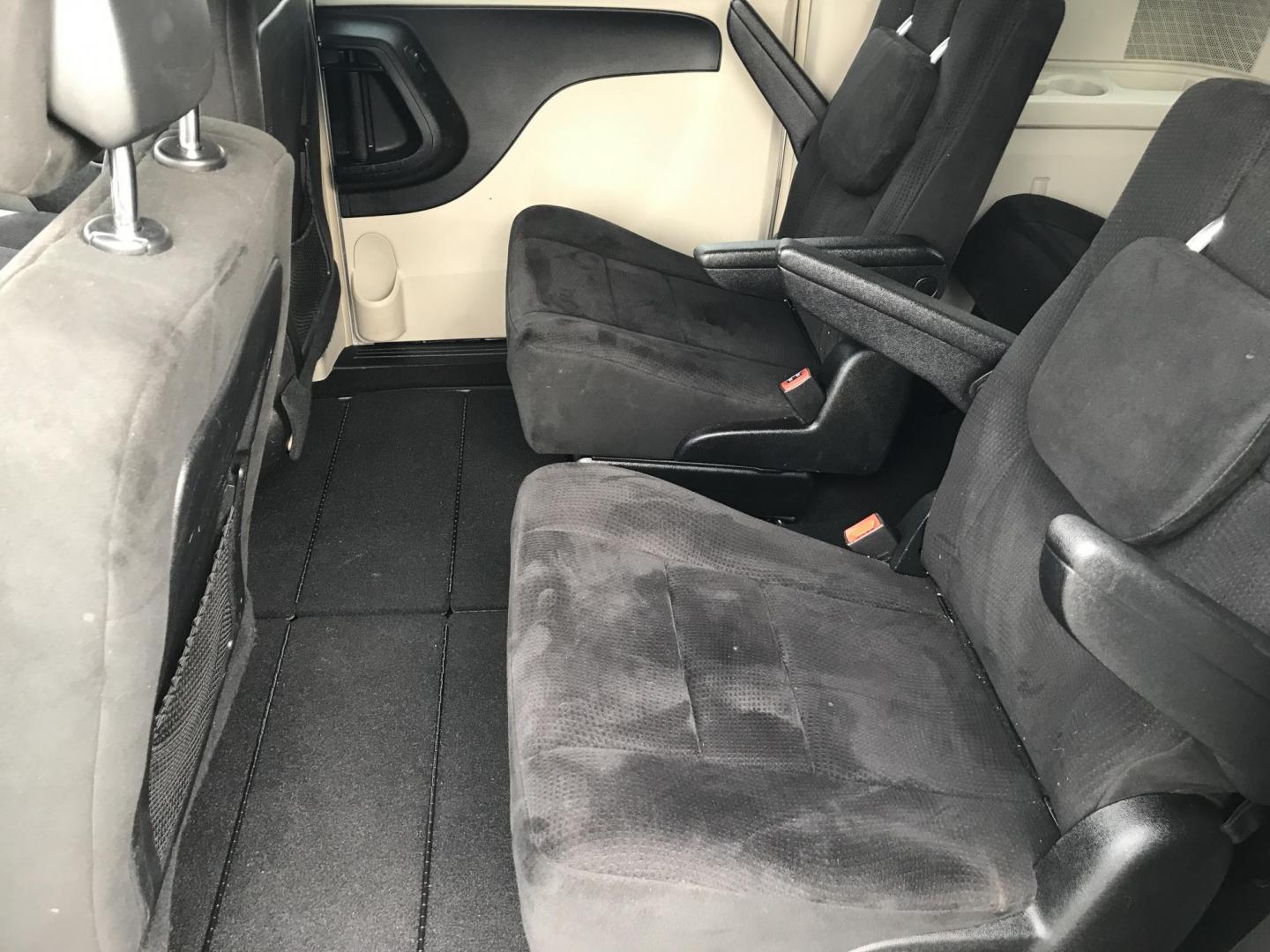 2011 Silver /Black Dodge Grand Caravan Crew (2D4RN5DG9BR) with an 3.6L V6 DOHC 24V engine, 6-Speed Automatic transmission, located at 577 Chester Pike, Prospect Park, PA, 19076, (610) 237-1015, 39.886154, -75.302338 - 2011 Dodge Grand Caravan Crew: Backup camera, stow and go seating, new PA inspection, SUPER CLEAN, runs LIKE NEW! This vehicle comes inspected and has been given a bumper to bumper safety check. It is very clean, reliable, and well maintained. We offer a unique pay plan that is known for being th - Photo#16