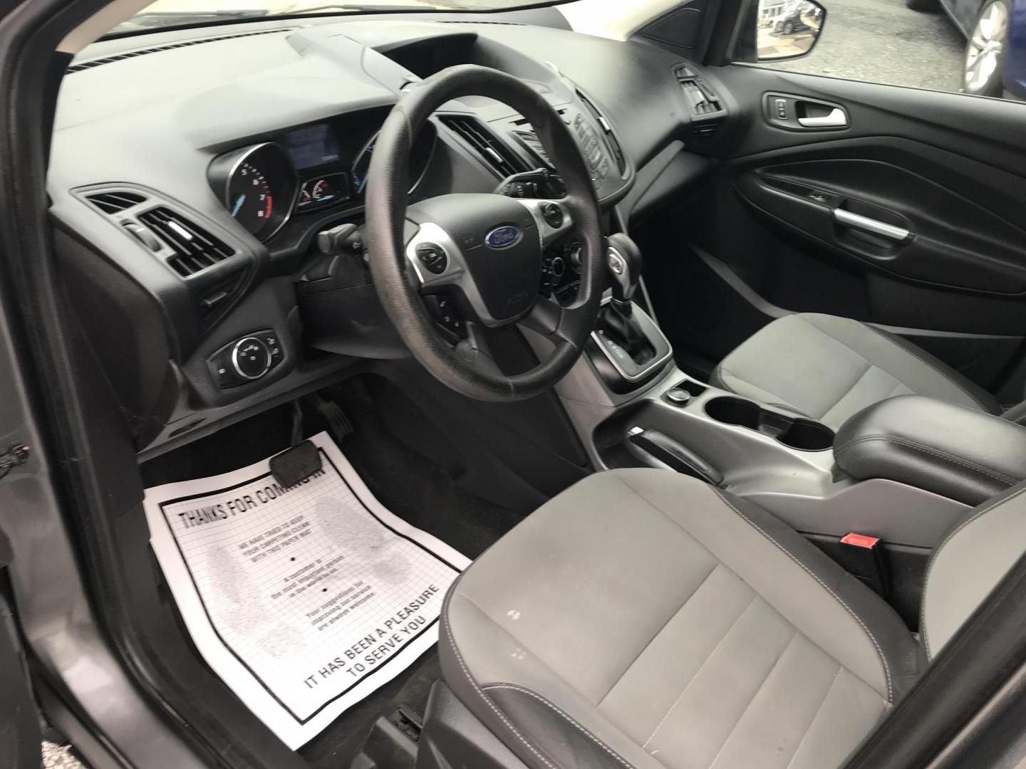 2013 Gray /Gray Ford Escape SE FWD (1FMCU0G95DU) with an 2.0L L4 DOHC 16V engine, 6-Speed Automatic transmission, located at 577 Chester Pike, Prospect Park, PA, 19076, (610) 237-1015, 39.886154, -75.302338 - 2013 Ford Escape: Only 125k miles, great on gas, new PA inspection, SUPER CLEAN, runs LIKE NEW! This vehicle comes inspected and has been given a bumper to bumper safety check. It is very clean, reliable, and well maintained. We offer a unique pay plan that is known for being the easiest and fast - Photo#7