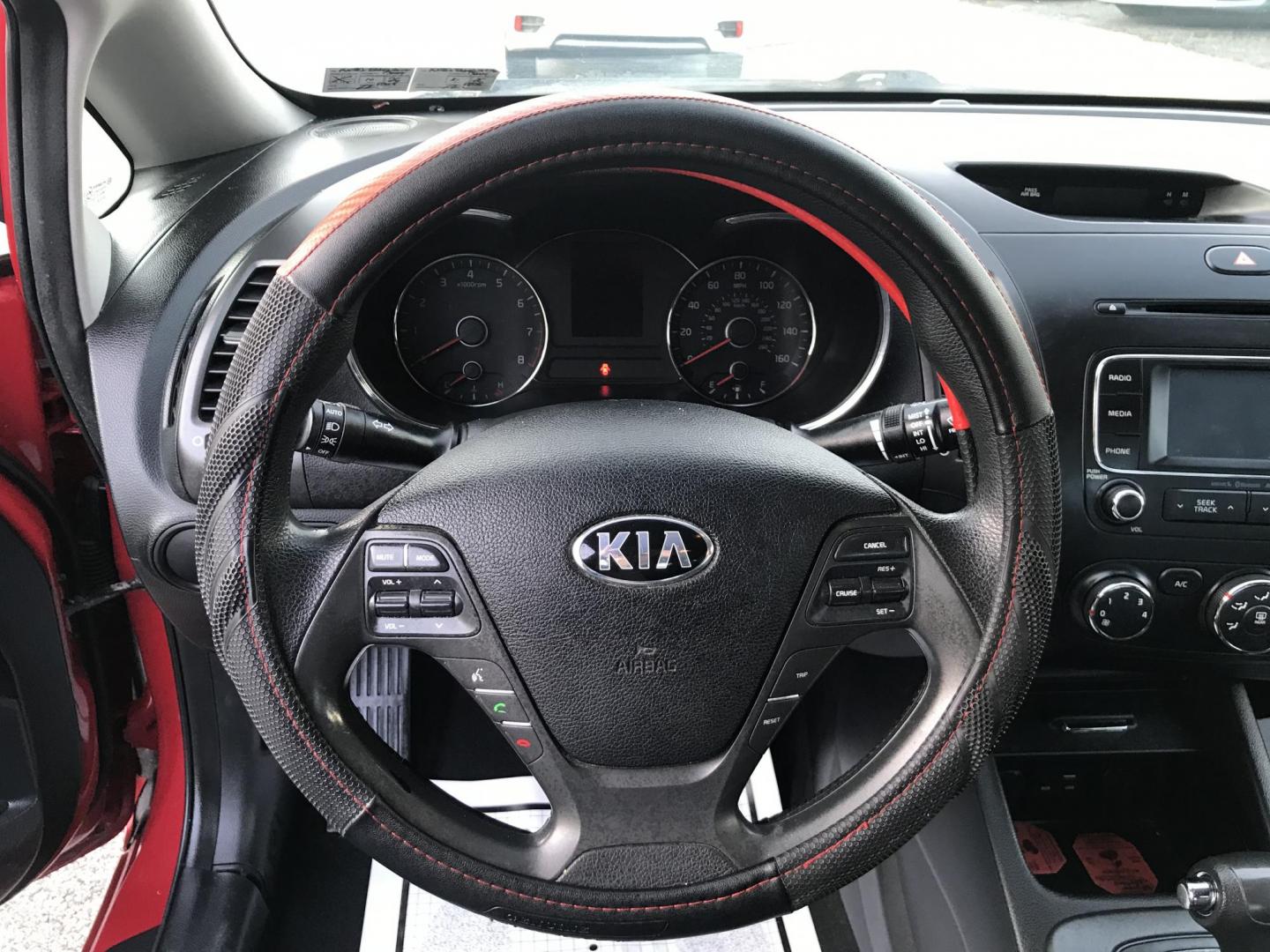 2016 Red /Gray Kia Forte EX (KNAFX4A64G5) with an 1.8L L4 DOHC 16V engine, 6-Speed Automatic transmission, located at 577 Chester Pike, Prospect Park, PA, 19076, (610) 237-1015, 39.886154, -75.302338 - Photo#10