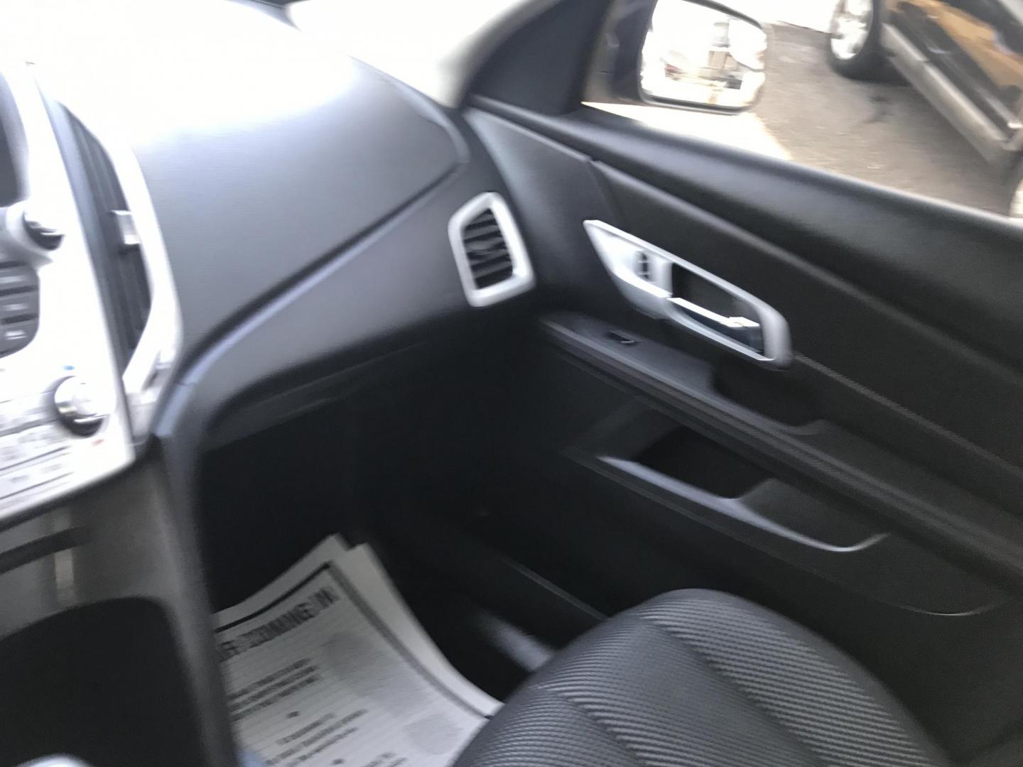 2013 Black /Black GMC Terrain SLE2 FWD (2GKALSEK9D6) with an 2.4L L4 DOHC 16V FFV engine, 6-Speed Automatic transmission, located at 577 Chester Pike, Prospect Park, PA, 19076, (610) 237-1015, 39.886154, -75.302338 - 2013 GMC Terrain SLE: Backup camera, new PA inspection, great on gas, runs LIKE NEW! This vehicle comes inspected and has been given a bumper to bumper safety check. It is very clean, reliable, and well maintained. We offer a unique pay plan that is known for being the easiest and fastest financi - Photo#15