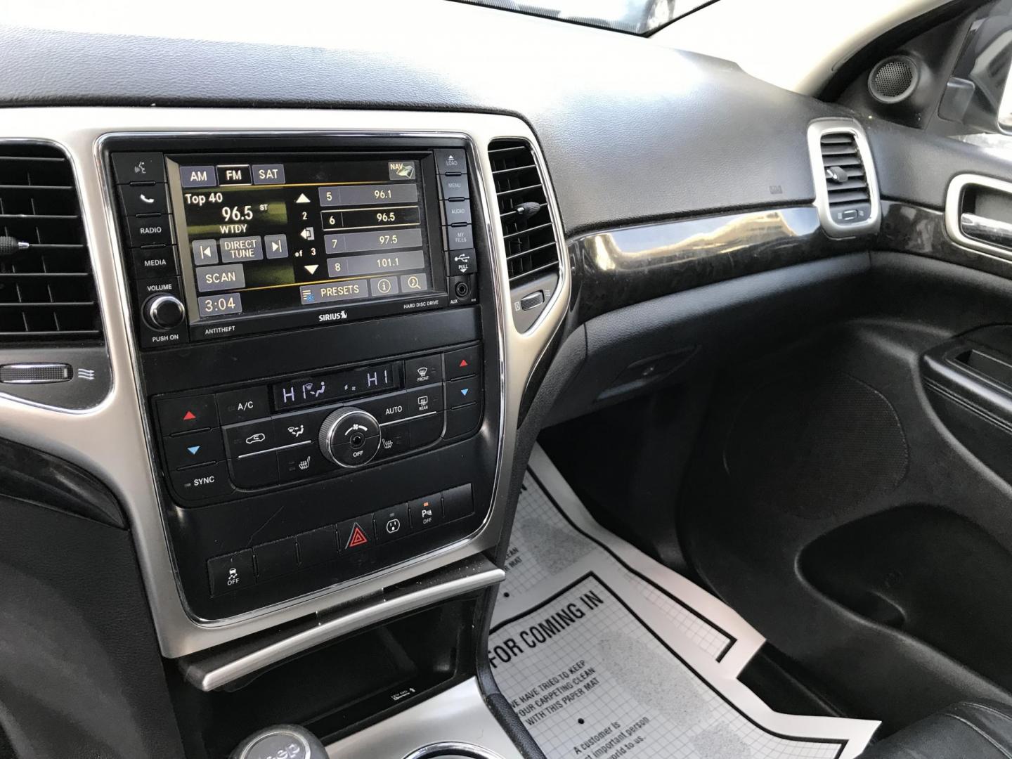 2013 Black /Black Jeep Grand Cherokee Laredo 4WD (1C4RJFAG4DC) with an 3.6L V6 DOHC 24V engine, 5-Speed Automatic transmission, located at 577 Chester Pike, Prospect Park, PA, 19076, (610) 237-1015, 39.886154, -75.302338 - 2013 Jeep Grand Cherokee Laredo: Backup camera, sunroof, new PA inspection, SUPER CLEAN, runs LIKE NEW! This vehicle comes inspected and has been given a bumper to bumper safety check. It is very clean, reliable, and well maintained. We offer a unique pay plan that is known for being the easiest - Photo#13