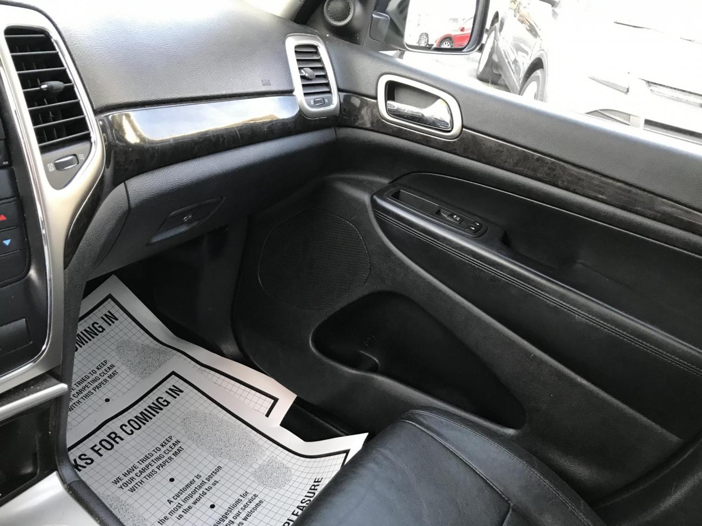 2013 Black /Black Jeep Grand Cherokee Laredo 4WD (1C4RJFAG4DC) with an 3.6L V6 DOHC 24V engine, 5-Speed Automatic transmission, located at 577 Chester Pike, Prospect Park, PA, 19076, (610) 237-1015, 39.886154, -75.302338 - 2013 Jeep Grand Cherokee Laredo: Backup camera, sunroof, new PA inspection, SUPER CLEAN, runs LIKE NEW! This vehicle comes inspected and has been given a bumper to bumper safety check. It is very clean, reliable, and well maintained. We offer a unique pay plan that is known for being the easiest - Photo#16