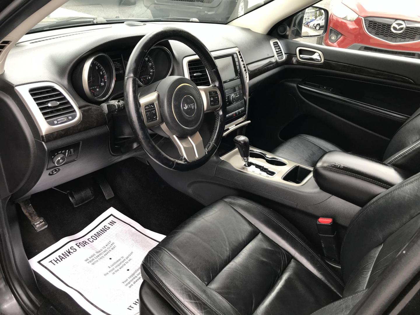 2013 Black /Black Jeep Grand Cherokee Laredo 4WD (1C4RJFAG4DC) with an 3.6L V6 DOHC 24V engine, 5-Speed Automatic transmission, located at 577 Chester Pike, Prospect Park, PA, 19076, (610) 237-1015, 39.886154, -75.302338 - 2013 Jeep Grand Cherokee Laredo: Backup camera, sunroof, new PA inspection, SUPER CLEAN, runs LIKE NEW! This vehicle comes inspected and has been given a bumper to bumper safety check. It is very clean, reliable, and well maintained. We offer a unique pay plan that is known for being the easiest - Photo#7