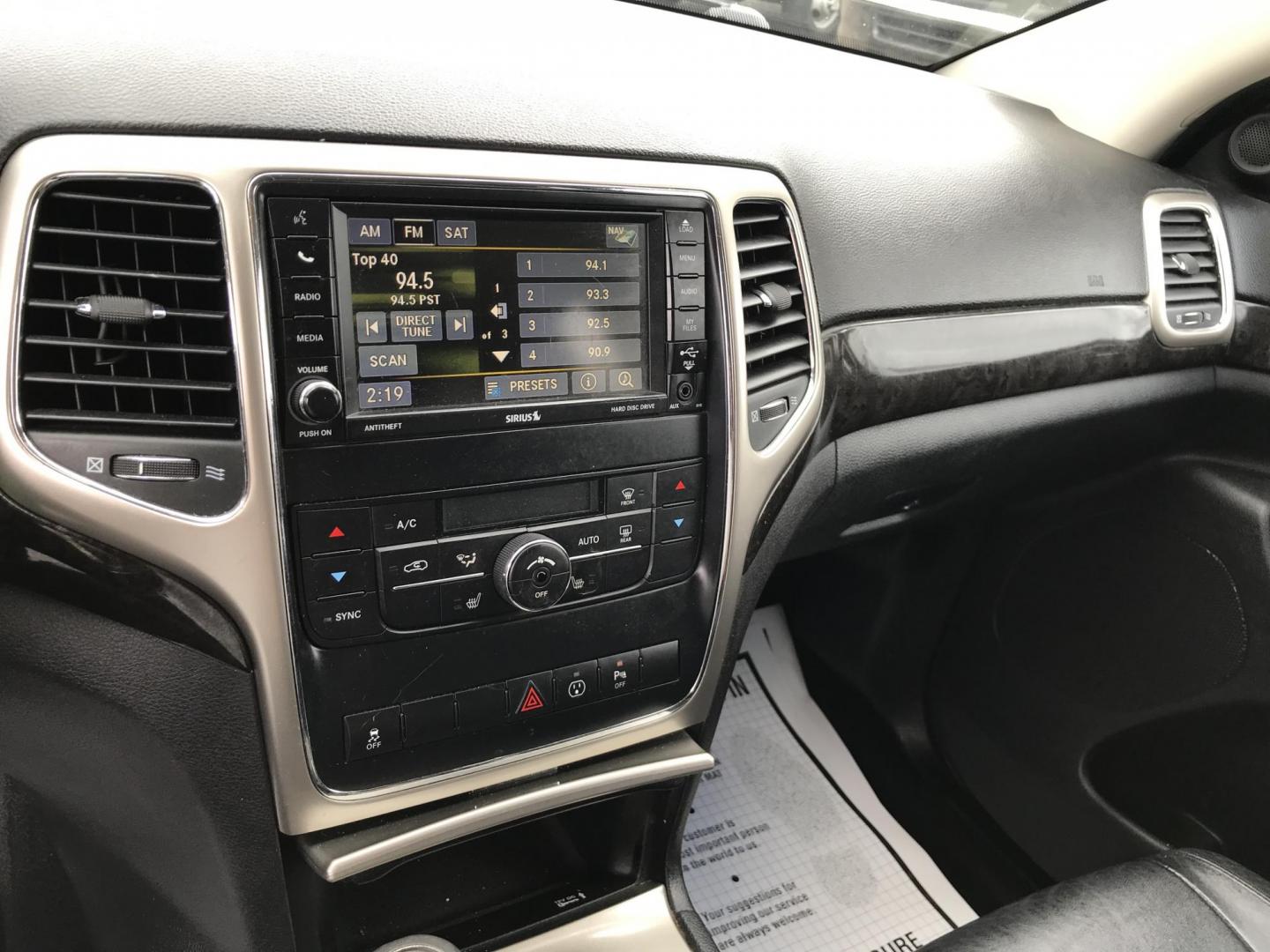 2013 Black /Black Jeep Grand Cherokee Laredo 4WD (1C4RJFAG4DC) with an 3.6L V6 DOHC 24V engine, 5-Speed Automatic transmission, located at 577 Chester Pike, Prospect Park, PA, 19076, (610) 237-1015, 39.886154, -75.302338 - 2013 Jeep Grand Cherokee Laredo: Backup camera, sunroof, new PA inspection, SUPER CLEAN, runs LIKE NEW! This vehicle comes inspected and has been given a bumper to bumper safety check. It is very clean, reliable, and well maintained. We offer a unique pay plan that is known for being the easiest - Photo#11
