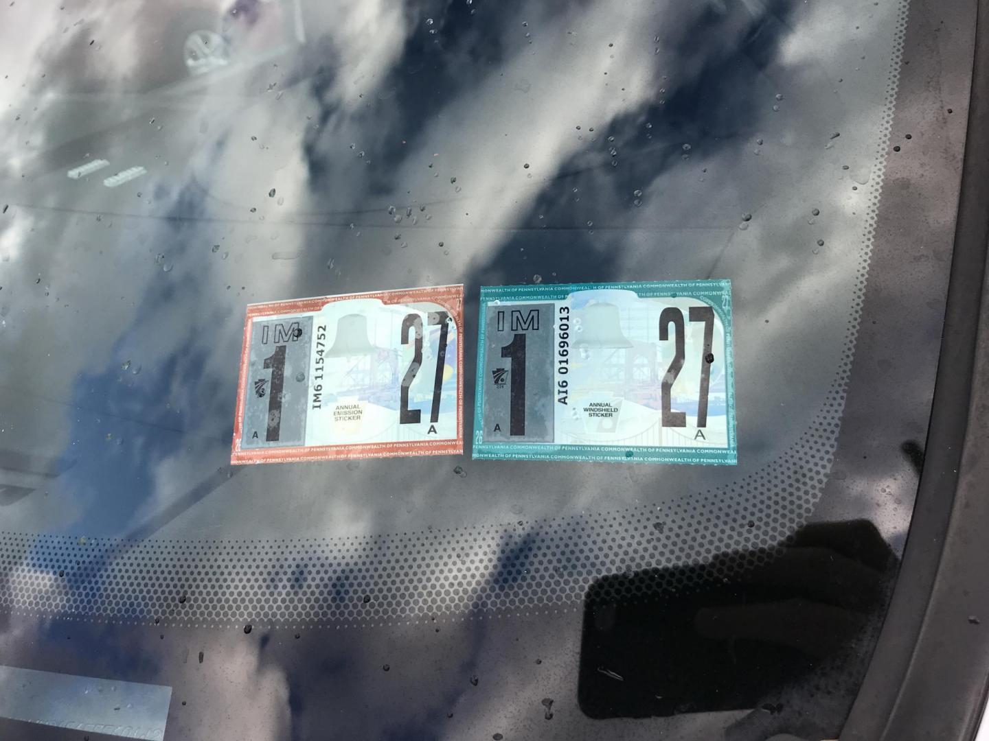 2014 White /Black Ford Expedition Limited 4WD (1FMJU2A56EE) with an 5.4L V8 SOHC 16V FFV engine, 6-Speed Automatic transmission, located at 577 Chester Pike, Prospect Park, PA, 19076, (610) 237-1015, 39.886154, -75.302338 - 2014 Ford Expedition LIMITED: 3rd row seating, 4x4, sunroof, DVD player in headrests, backup camera, navigation system, runs LIKE NEW! This vehicle comes inspected and has been given a bumper to bumper safety check. It is very clean, reliable, and well maintained. We offer a unique pay plan that - Photo#7