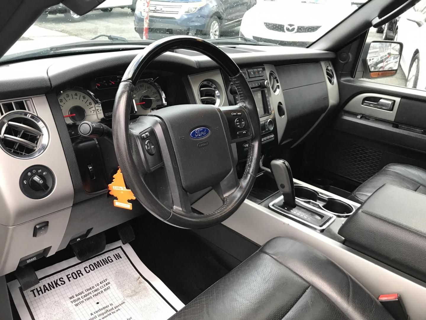 2014 White /Black Ford Expedition Limited 4WD (1FMJU2A56EE) with an 5.4L V8 SOHC 16V FFV engine, 6-Speed Automatic transmission, located at 577 Chester Pike, Prospect Park, PA, 19076, (610) 237-1015, 39.886154, -75.302338 - 2014 Ford Expedition LIMITED: 3rd row seating, 4x4, sunroof, DVD player in headrests, backup camera, navigation system, runs LIKE NEW! This vehicle comes inspected and has been given a bumper to bumper safety check. It is very clean, reliable, and well maintained. We offer a unique pay plan that - Photo#12