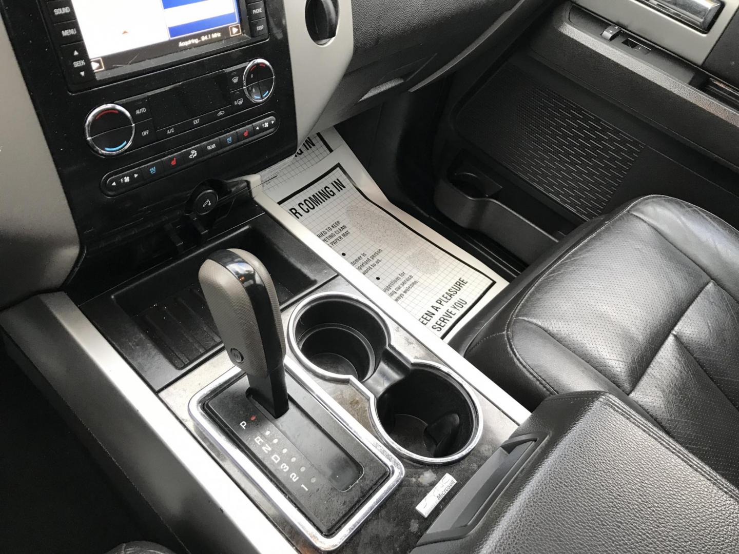 2014 White /Black Ford Expedition Limited 4WD (1FMJU2A56EE) with an 5.4L V8 SOHC 16V FFV engine, 6-Speed Automatic transmission, located at 577 Chester Pike, Prospect Park, PA, 19076, (610) 237-1015, 39.886154, -75.302338 - 2014 Ford Expedition LIMITED: 3rd row seating, 4x4, sunroof, DVD player in headrests, backup camera, navigation system, runs LIKE NEW! This vehicle comes inspected and has been given a bumper to bumper safety check. It is very clean, reliable, and well maintained. We offer a unique pay plan that - Photo#17