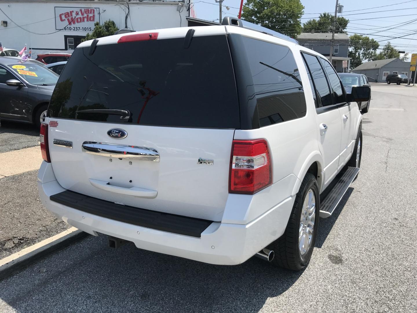2014 White /Black Ford Expedition Limited 4WD (1FMJU2A56EE) with an 5.4L V8 SOHC 16V FFV engine, 6-Speed Automatic transmission, located at 577 Chester Pike, Prospect Park, PA, 19076, (610) 237-1015, 39.886154, -75.302338 - 2014 Ford Expedition LIMITED DVD Player • Navigation System. Example Financing: • $4,000 Down • $125 Weekly • $250 Bi-Weekly We finance our own vehicles. We do not obtain or review traditional consumer credit reports. Financing decisions are based on verified income, ability to repay,- Photo#7