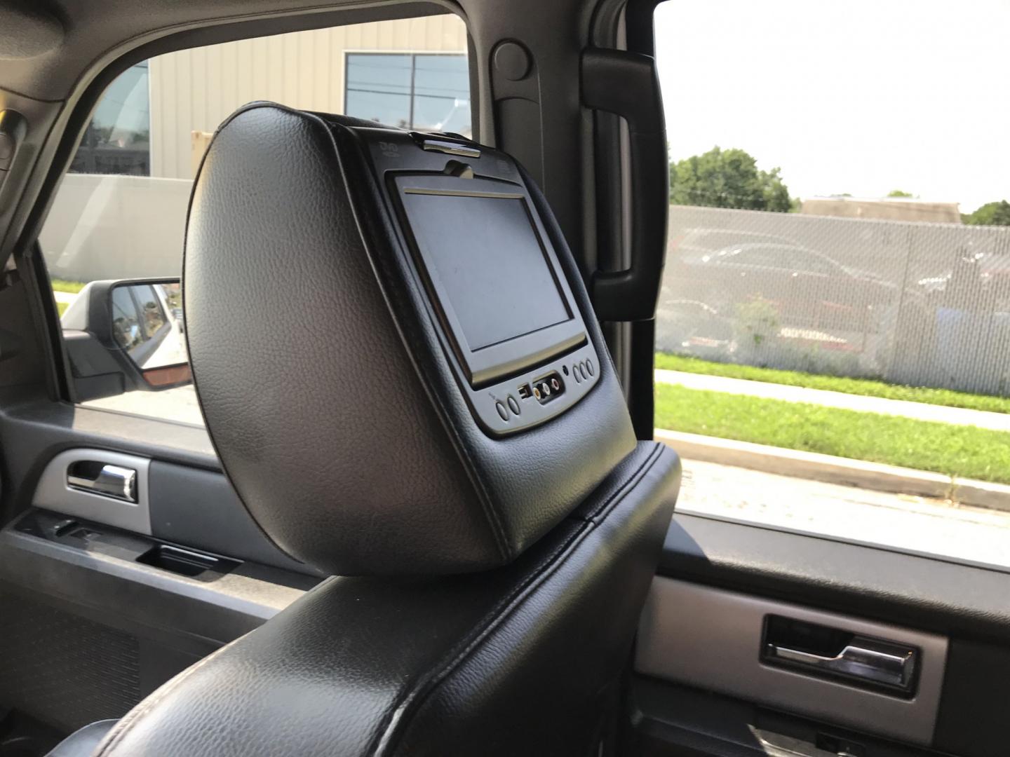 2014 White /Black Ford Expedition Limited 4WD (1FMJU2A56EE) with an 5.4L V8 SOHC 16V FFV engine, 6-Speed Automatic transmission, located at 577 Chester Pike, Prospect Park, PA, 19076, (610) 237-1015, 39.886154, -75.302338 - 2014 Ford Expedition LIMITED DVD Player • Navigation System. Example Financing: • $4,000 Down • $125 Weekly • $250 Bi-Weekly We finance our own vehicles. We do not obtain or review traditional consumer credit reports. Financing decisions are based on verified income, ability to repay,- Photo#22
