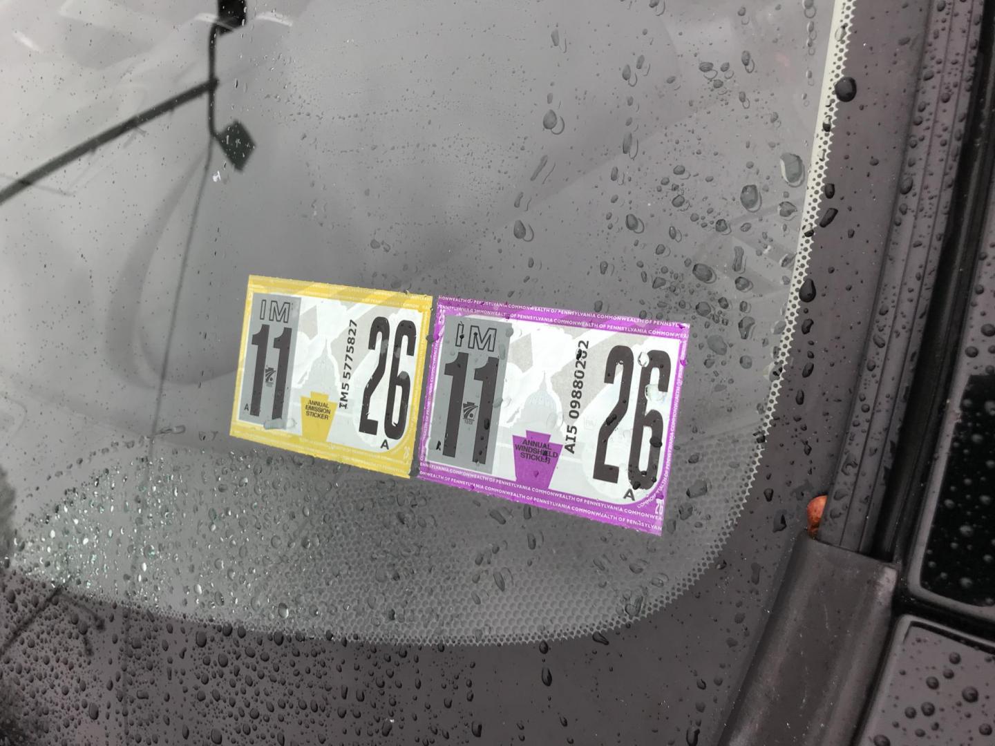 2011 Black /Gray Nissan Rogue S AWD (JN8AS5MV3BW) with an 2.5L L4 DOHC 16V engine, CVT transmission, located at 577 Chester Pike, Prospect Park, PA, 19076, (610) 237-1015, 39.886154, -75.302338 - Photo#7