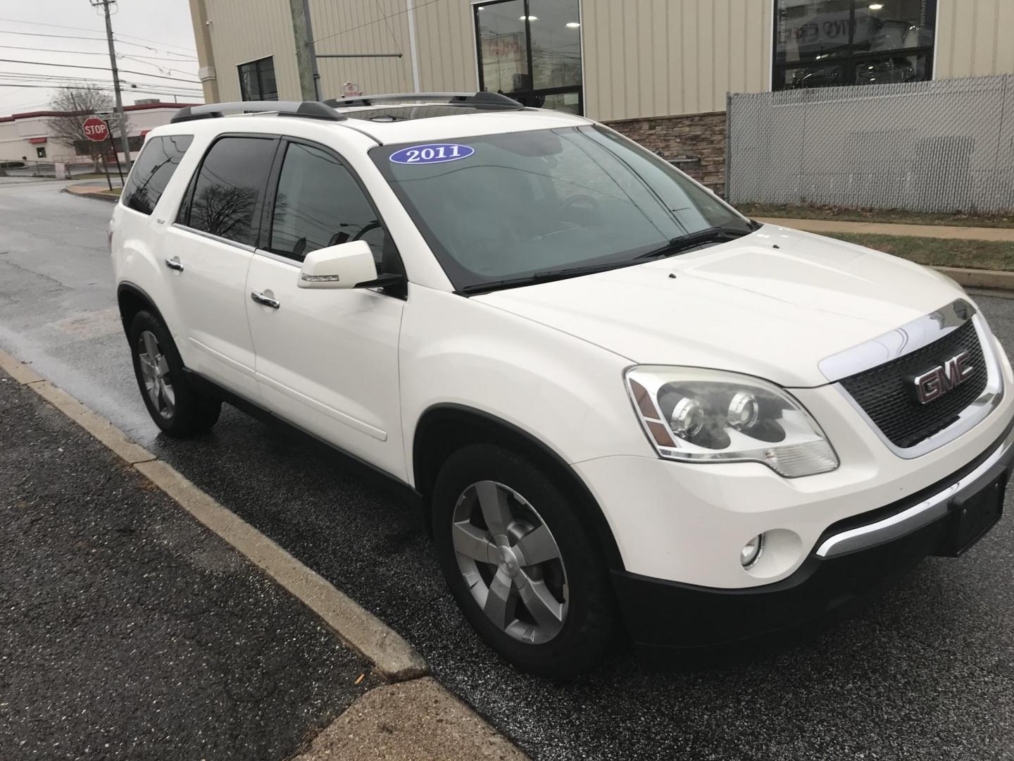 2011 White /Black GMC Acadia SLT-1 AWD (1GKKVRED3BJ) with an 3.6L V6 DOHC 24V engine, 6-Speed Automatic transmission, located at 577 Chester Pike, Prospect Park, PA, 19076, (610) 237-1015, 39.886154, -75.302338 - 2011 GMC Acadia SLT AWD: Backup camera, dual sunroofs, 3rd row seating, new PA inspection, SUPER CLEAN, runs LIKE NEW! This vehicle comes inspected and has been given a bumper to bumper safety check. It is very clean, reliable, and well maintained. We offer a unique pay plan that is known for bei - Photo#3