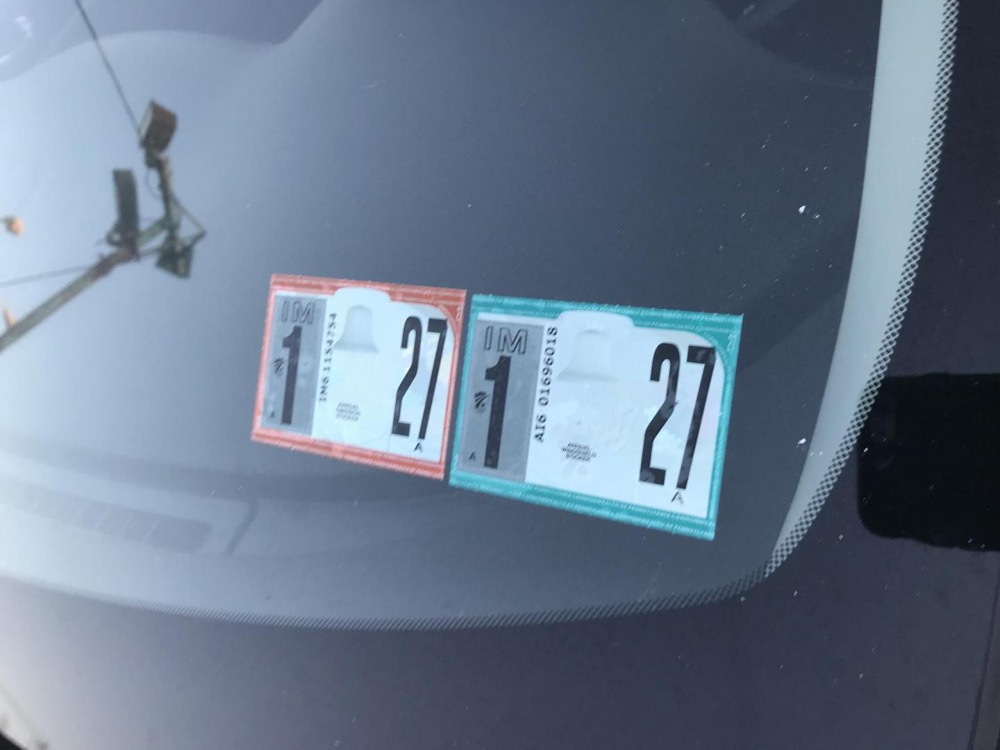 2016 Gray /Gray Kia Sorento EX AWD (5XYPHDA13GG) with an 2.4L L4 DOHC 16V engine, 6-Speed Automatic transmission, located at 577 Chester Pike, Prospect Park, PA, 19076, (610) 237-1015, 39.886154, -75.302338 - 2016 Kia Sorento EX: AWD, backup camera, new PA inspection, SUPER CLEAN, runs LIKE NEW! This vehicle comes inspected and has been given a bumper to bumper safety check. It is very clean, reliable, and well maintained. We offer a unique pay plan that is known for being the easiest and fastest fina - Photo#6