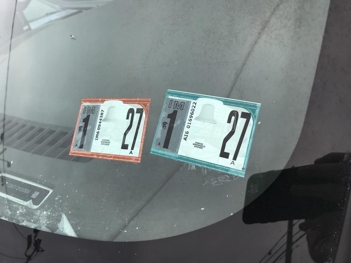 2021 White /Gray Chevrolet Express 2500 Cargo (1GCWGAF71M1) with an 6.6L V8 OHV 16V engine, 6A transmission, located at 577 Chester Pike, Prospect Park, PA, 19076, (610) 237-1015, 39.886154, -75.302338 - 2021 Chevy Express 2500 Cargo Van: no side or rear windows, backup camera, shelving, new PA inspection, FLEET MAINTAINED, runs LIKE NEW! This vehicle comes inspected and has been given a bumper to bumper safety check. It is very clean, reliable, and well maintained. We offer a unique pay plan tha - Photo#6