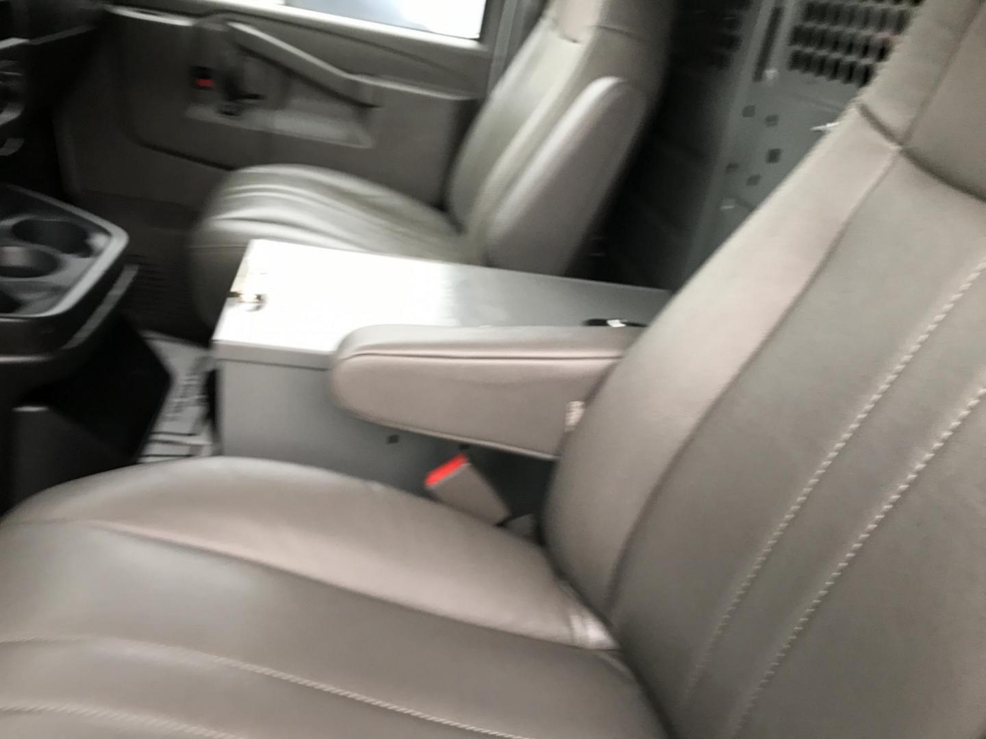 2021 White /Gray Chevrolet Express 2500 Cargo (1GCWGAF71M1) with an 6.6L V8 OHV 16V engine, 6A transmission, located at 577 Chester Pike, Prospect Park, PA, 19076, (610) 237-1015, 39.886154, -75.302338 - 2021 Chevy Express 2500 Cargo Van: no side or rear windows, backup camera, shelving, new PA inspection, FLEET MAINTAINED, runs LIKE NEW! This vehicle comes inspected and has been given a bumper to bumper safety check. It is very clean, reliable, and well maintained. We offer a unique pay plan tha - Photo#10