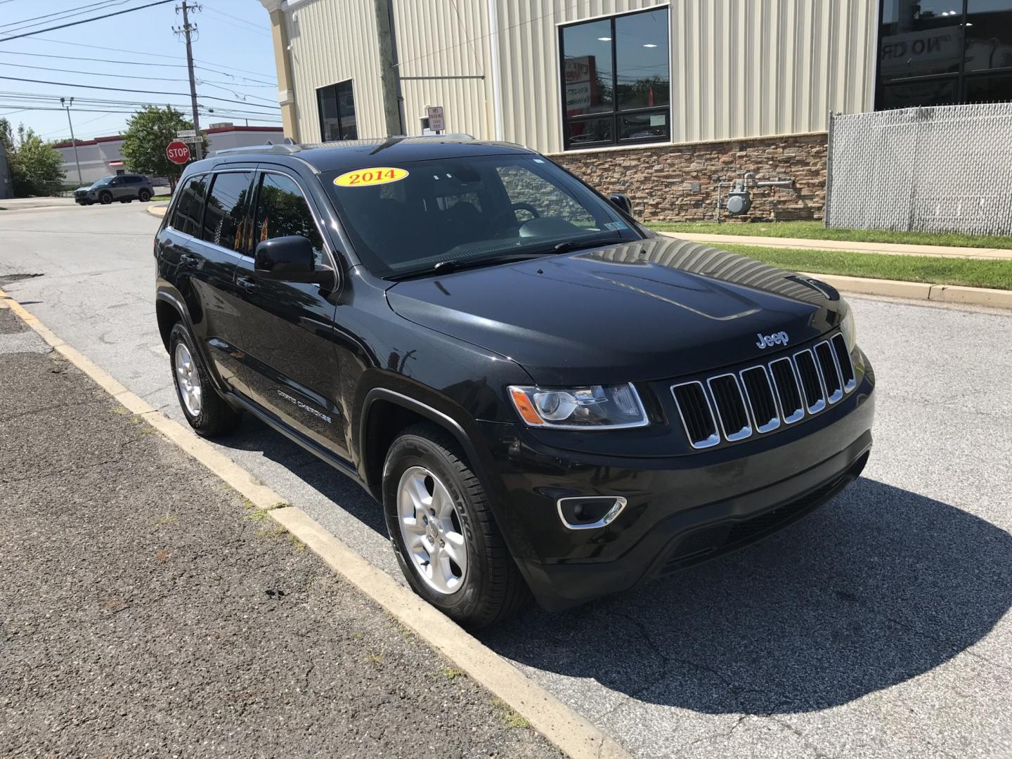 2014 Black /Black Jeep Grand Cherokee Laredo 4WD (1C4RJFAG7EC) with an 3.6L V6 DOHC 24V engine, 5-Speed Automatic transmission, located at 577 Chester Pike, Prospect Park, PA, 19076, (610) 237-1015, 39.886154, -75.302338 - 2014 Jeep Grand Cherokee Laredo 123k miles • New PA Inspection Example Financing: • $3,500 Down • $100 Weekly • $200 Bi-Weekly We finance our own vehicles. We do not obtain or review traditional consumer credit reports. Financing decisions are based on verified income, ability to repay- Photo#3