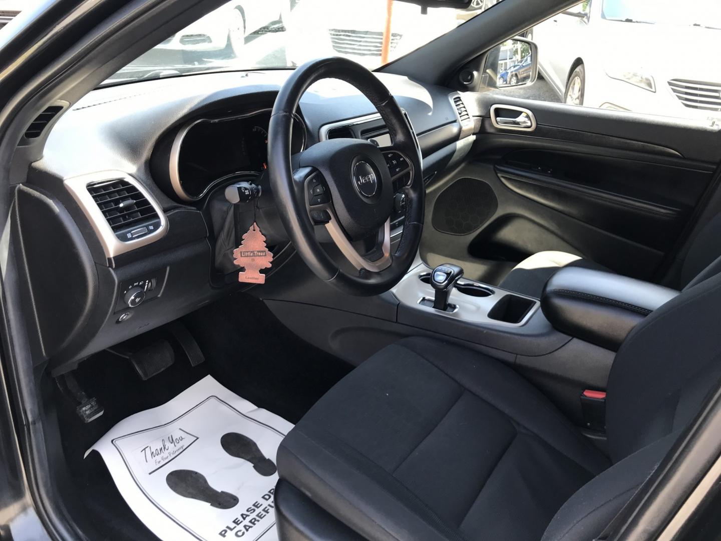2014 Black /Black Jeep Grand Cherokee Laredo 4WD (1C4RJFAG7EC) with an 3.6L V6 DOHC 24V engine, 5-Speed Automatic transmission, located at 577 Chester Pike, Prospect Park, PA, 19076, (610) 237-1015, 39.886154, -75.302338 - 2014 Jeep Grand Cherokee Laredo 123k miles • New PA Inspection Example Financing: • $3,500 Down • $100 Weekly • $200 Bi-Weekly We finance our own vehicles. We do not obtain or review traditional consumer credit reports. Financing decisions are based on verified income, ability to repay- Photo#7