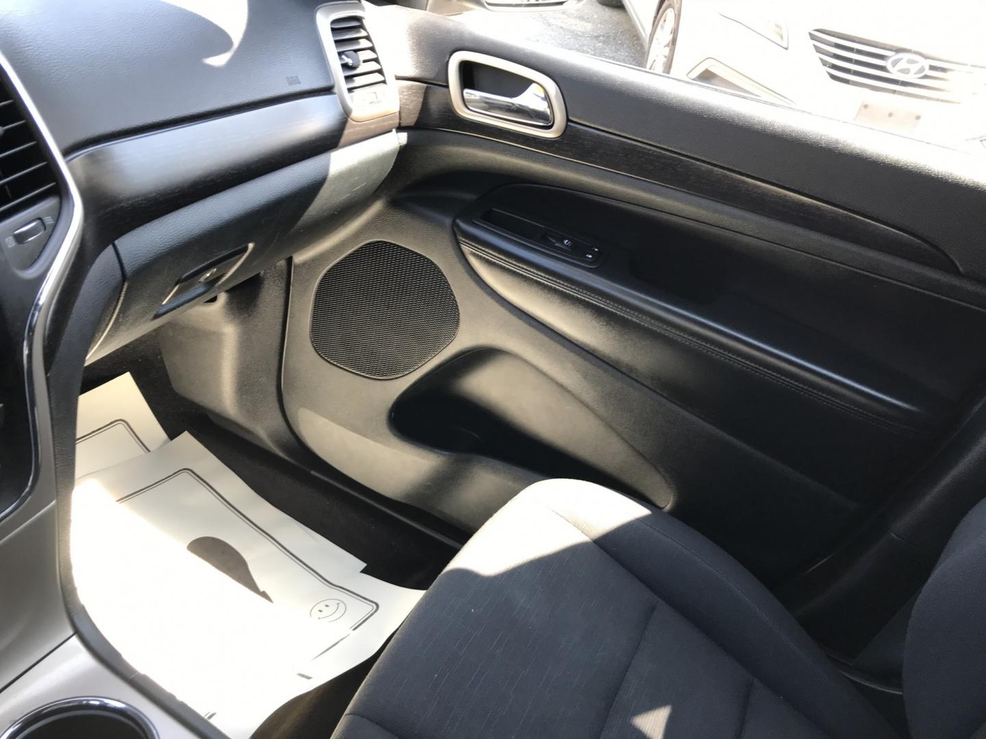 2014 Black /Black Jeep Grand Cherokee Laredo 4WD (1C4RJFAG7EC) with an 3.6L V6 DOHC 24V engine, 5-Speed Automatic transmission, located at 577 Chester Pike, Prospect Park, PA, 19076, (610) 237-1015, 39.886154, -75.302338 - 2014 Jeep Grand Cherokee Laredo 123k miles • New PA Inspection Example Financing: • $3,500 Down • $100 Weekly • $200 Bi-Weekly We finance our own vehicles. We do not obtain or review traditional consumer credit reports. Financing decisions are based on verified income, ability to repay- Photo#15