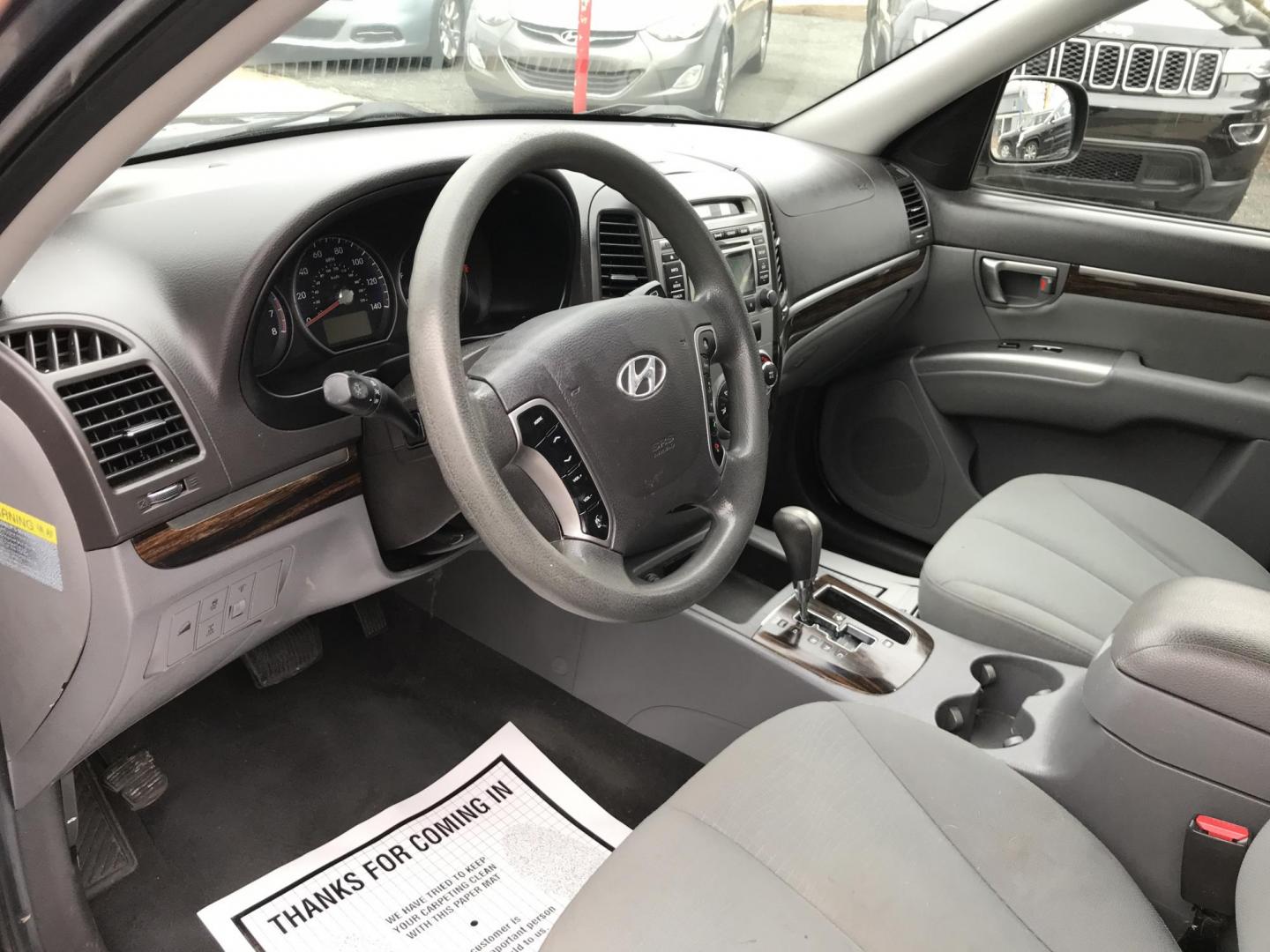 2012 Black /Gray Hyundai Santa Fe GLS 2.4 4WD (5XYZGDAB9CG) with an 2.4L L4 DOHC 16V engine, 6-Speed Automatic transmission, located at 577 Chester Pike, Prospect Park, PA, 19076, (610) 237-1015, 39.886154, -75.302338 - 2012 Hyundai Santa Fe GLS: Only 98k, 4x4, new PA inspection, SUPER CLEAN, runs LIKE NEW! This vehicle comes inspected and has been given a bumper to bumper safety check. It is very clean, reliable, and well maintained. We offer a unique pay plan that is known for being the easiest and fastest fin - Photo#9