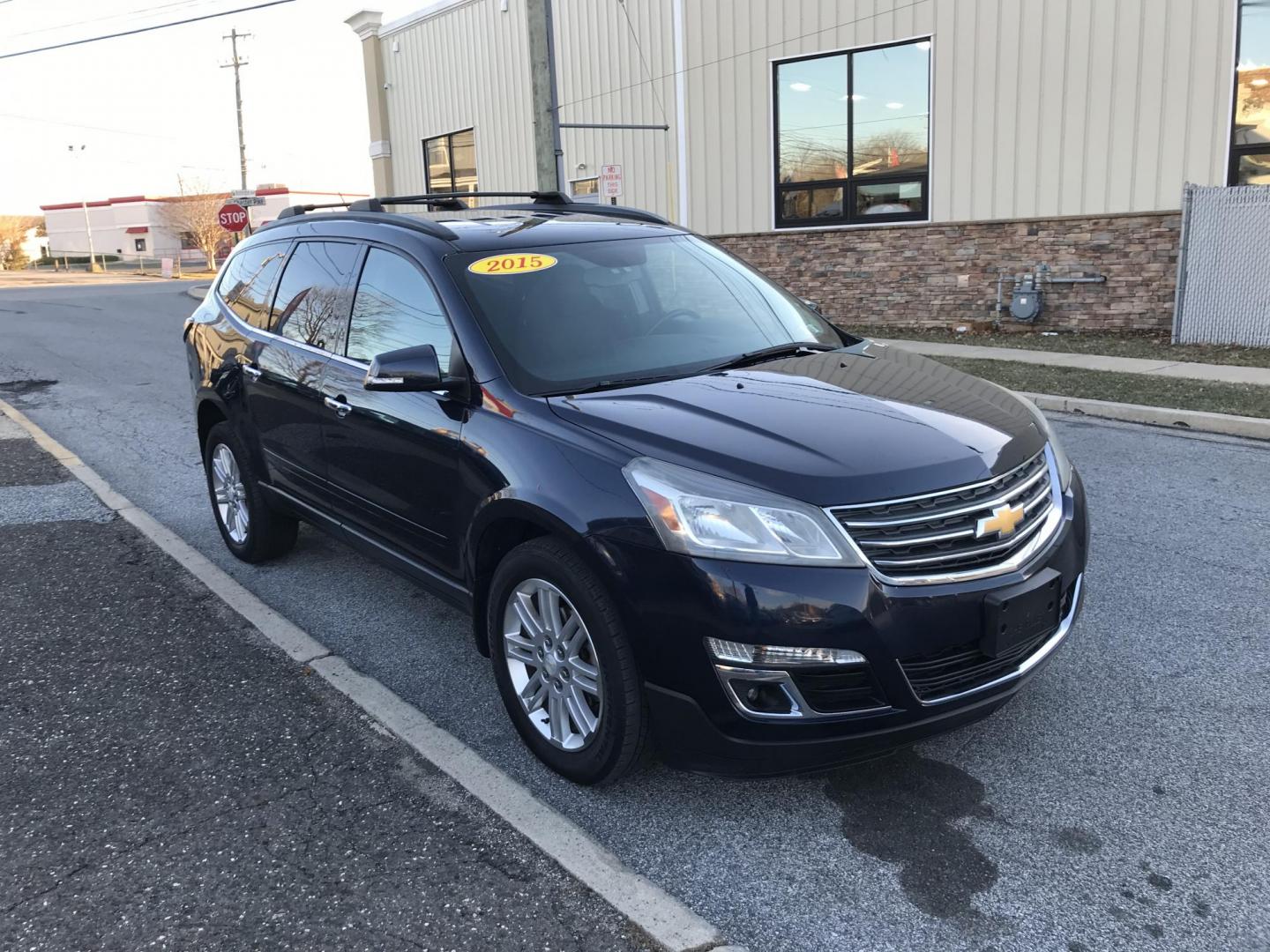 2015 Blue /Gray Chevrolet Traverse 1LT FWD (1GNKRGKDXFJ) with an 3.6L V6 DOHC 24V engine, 6-Speed Automatic transmission, located at 577 Chester Pike, Prospect Park, PA, 19076, (610) 237-1015, 39.886154, -75.302338 - 2015 Chevrolet Traverse 1LT: Backup camera, 3rd row seating, new PA inspection, SUPER CLEAN, runs LIKE NEW! This vehicle comes inspected and has been given a bumper to bumper safety check. It is very clean, reliable, and well maintained. We offer a unique pay plan that is known for being the easi - Photo#3