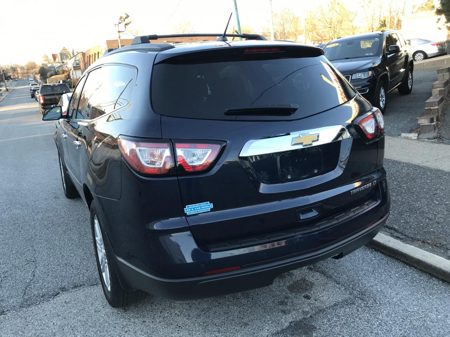 2015 Blue /Gray Chevrolet Traverse 1LT FWD (1GNKRGKDXFJ) with an 3.6L V6 DOHC 24V engine, 6-Speed Automatic transmission, located at 577 Chester Pike, Prospect Park, PA, 19076, (610) 237-1015, 39.886154, -75.302338 - 2015 Chevrolet Traverse 1LT: Backup camera, 3rd row seating, new PA inspection, SUPER CLEAN, runs LIKE NEW! This vehicle comes inspected and has been given a bumper to bumper safety check. It is very clean, reliable, and well maintained. We offer a unique pay plan that is known for being the easi - Photo#5