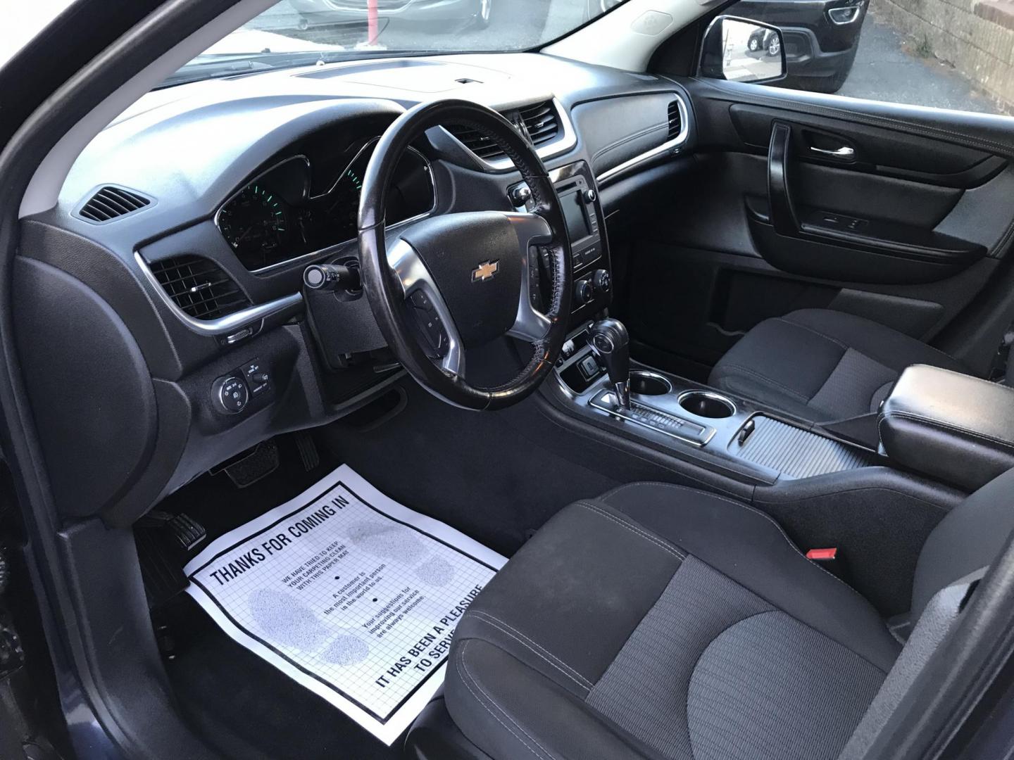 2015 Blue /Gray Chevrolet Traverse 1LT FWD (1GNKRGKDXFJ) with an 3.6L V6 DOHC 24V engine, 6-Speed Automatic transmission, located at 577 Chester Pike, Prospect Park, PA, 19076, (610) 237-1015, 39.886154, -75.302338 - 2015 Chevrolet Traverse 1LT: Backup camera, 3rd row seating, new PA inspection, SUPER CLEAN, runs LIKE NEW! This vehicle comes inspected and has been given a bumper to bumper safety check. It is very clean, reliable, and well maintained. We offer a unique pay plan that is known for being the easi - Photo#8