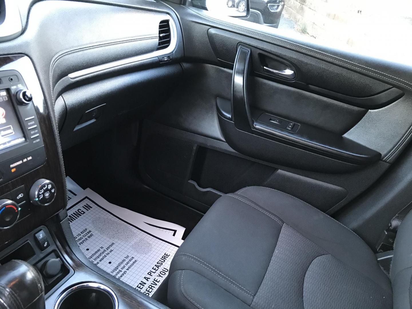 2015 Blue /Gray Chevrolet Traverse 1LT FWD (1GNKRGKDXFJ) with an 3.6L V6 DOHC 24V engine, 6-Speed Automatic transmission, located at 577 Chester Pike, Prospect Park, PA, 19076, (610) 237-1015, 39.886154, -75.302338 - 2015 Chevrolet Traverse 1LT: Backup camera, 3rd row seating, new PA inspection, SUPER CLEAN, runs LIKE NEW! This vehicle comes inspected and has been given a bumper to bumper safety check. It is very clean, reliable, and well maintained. We offer a unique pay plan that is known for being the easi - Photo#20