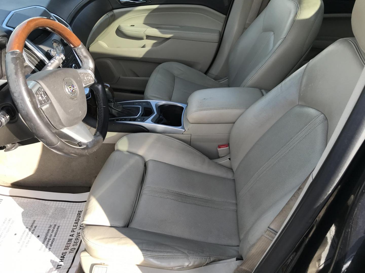 2011 Charcoal /Beige Cadillac SRX Luxury Collection AWD (3GYFNDEY7BS) with an 3.0L V6 DOHC 24V engine, 6-Speed Automatic transmission, located at 577 Chester Pike, Prospect Park, PA, 19076, (610) 237-1015, 39.886154, -75.302338 - 2011 Cadillac SRX Luxury Collection: Only 116k miles, sunroof, navigation system, backup camera, pop up screen radio, new PA inspection, SUPER CLEAN, runs LIKE NEW! This vehicle comes inspected and has been given a bumper to bumper safety check. It is very clean, reliable, and well maintained. We - Photo#10