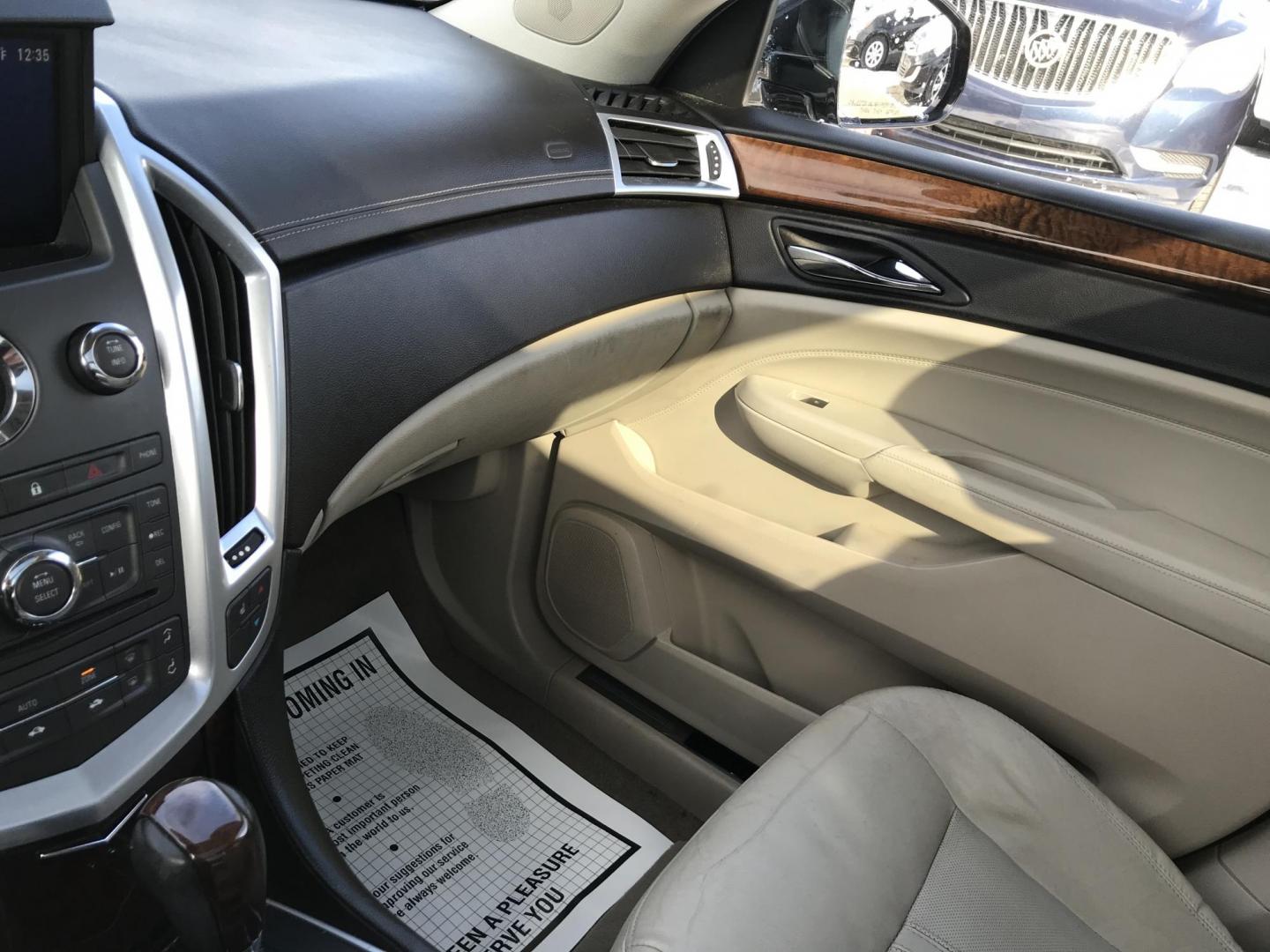 2011 Charcoal /Beige Cadillac SRX Luxury Collection AWD (3GYFNDEY7BS) with an 3.0L V6 DOHC 24V engine, 6-Speed Automatic transmission, located at 577 Chester Pike, Prospect Park, PA, 19076, (610) 237-1015, 39.886154, -75.302338 - 2011 Cadillac SRX Luxury Collection: Only 116k miles, sunroof, navigation system, backup camera, pop up screen radio, new PA inspection, SUPER CLEAN, runs LIKE NEW! This vehicle comes inspected and has been given a bumper to bumper safety check. It is very clean, reliable, and well maintained. We - Photo#17