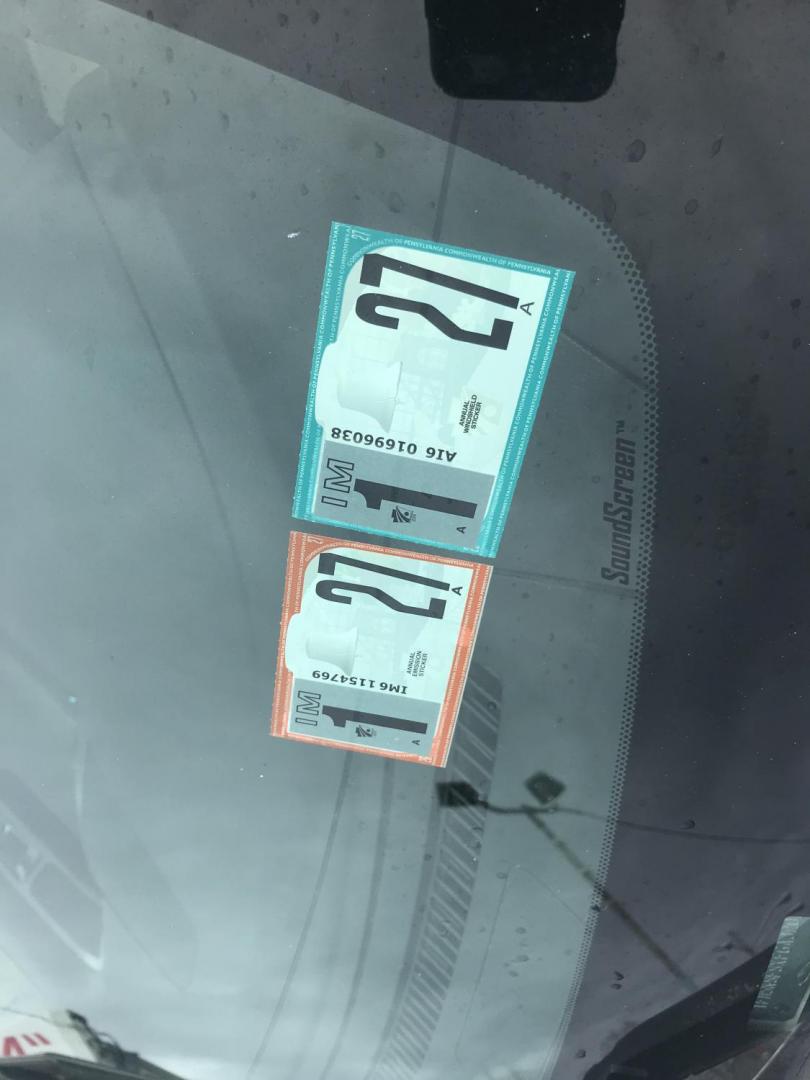 2015 White /Tan Ford Explorer Limited 4WD (1FM5K8F8XFG) with an 3.5L V6 DOHC 24V engine, 6-Speed Automatic transmission, located at 577 Chester Pike, Prospect Park, PA, 19076, (610) 237-1015, 39.886154, -75.302338 - Photo#7