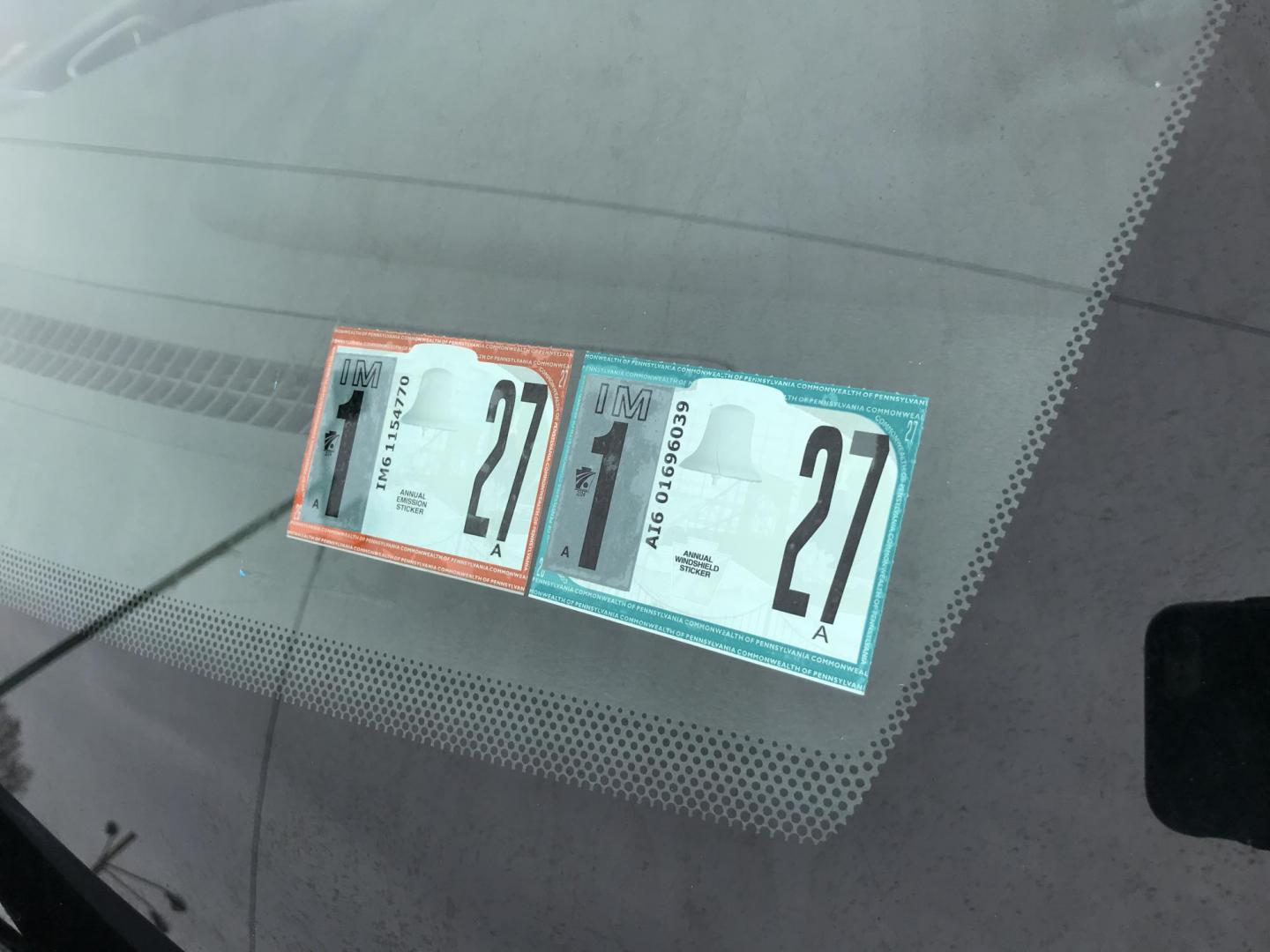 2012 Black /Tan Jeep Grand Cherokee Laredo 4WD (1C4RJFAGXCC) with an 3.6L V6 DOHC 24V engine, 5-Speed Automatic transmission, located at 577 Chester Pike, Prospect Park, PA, 19076, (610) 237-1015, 39.886154, -75.302338 - 2012 Jeep Grand Cherokee Laredo: Only 126k miles, sunroof, backup camera, new PA inspection, SUPER CLEAN, runs LIKE NEW! This vehicle comes inspected and has been given a bumper to bumper safety check. It is very clean, reliable, and well maintained. We offer a unique pay plan that is known for b - Photo#7