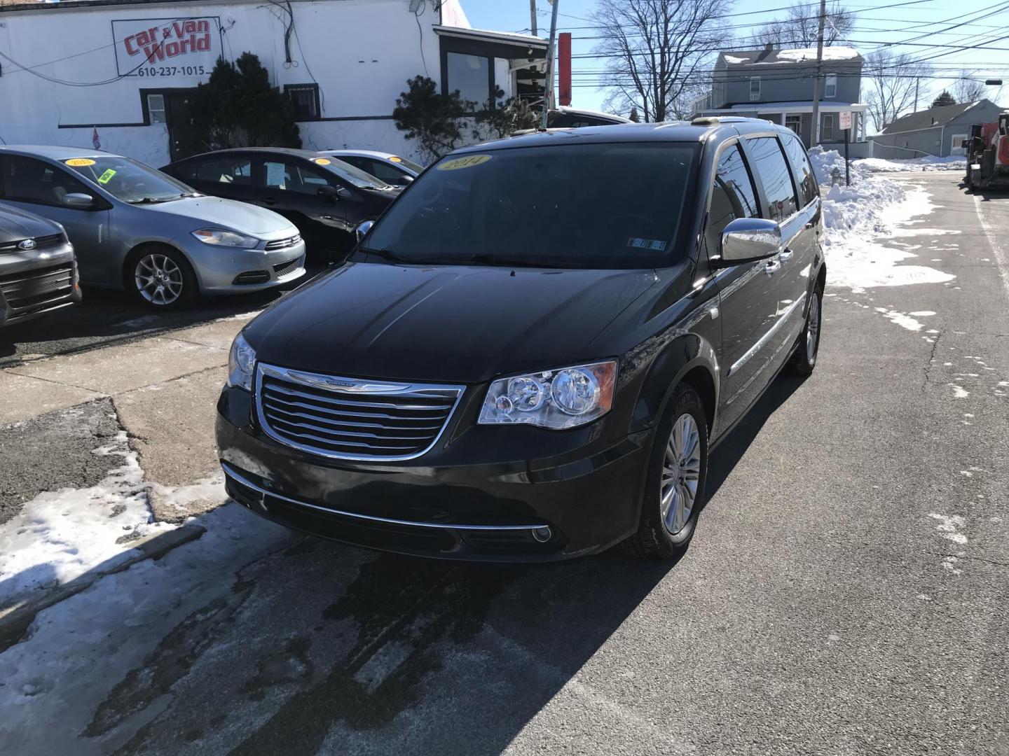 2014 Black /Black Chrysler Town & Country Touring-L (2C4RC1CG6ER) with an 3.6L V6 DOHC 24V engine, 6-Speed Automatic transmission, located at 577 Chester Pike, Prospect Park, PA, 19076, (610) 237-1015, 39.886154, -75.302338 - 2013 Chrysler Town & Country Touring L: DVD player, screen radio, backup camera, stow & go seating, new PA inspection, SUPER CLEAN, runs LIKE NEW! This vehicle comes inspected and has been given a bumper to bumper safety check. It is very clean, reliable, and well maintained. We offer a unique pa - Photo#2