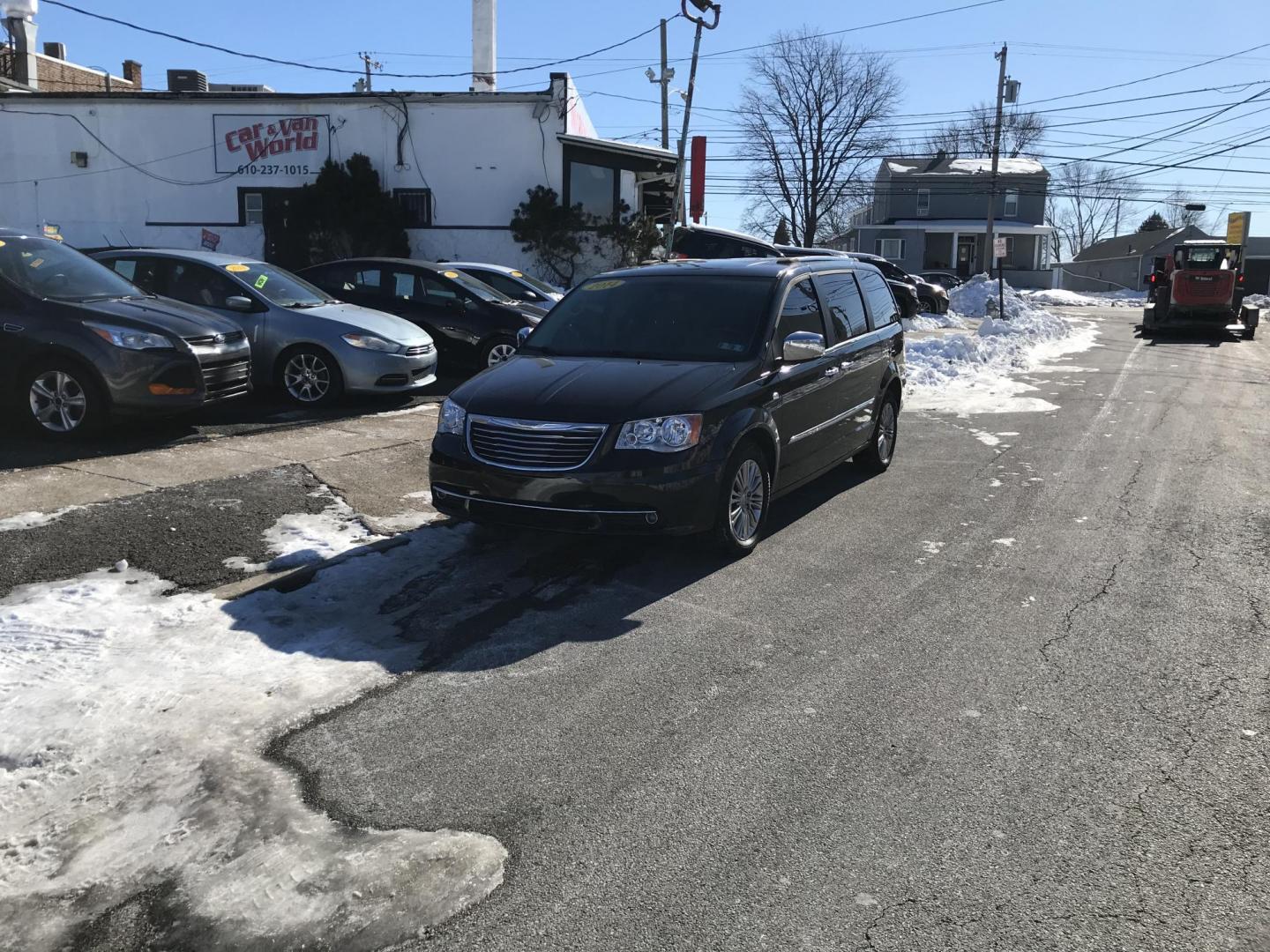 2014 Black /Black Chrysler Town & Country Touring-L (2C4RC1CG6ER) with an 3.6L V6 DOHC 24V engine, 6-Speed Automatic transmission, located at 577 Chester Pike, Prospect Park, PA, 19076, (610) 237-1015, 39.886154, -75.302338 - 2013 Chrysler Town & Country Touring L: DVD player, screen radio, backup camera, stow & go seating, new PA inspection, SUPER CLEAN, runs LIKE NEW! This vehicle comes inspected and has been given a bumper to bumper safety check. It is very clean, reliable, and well maintained. We offer a unique pa - Photo#1
