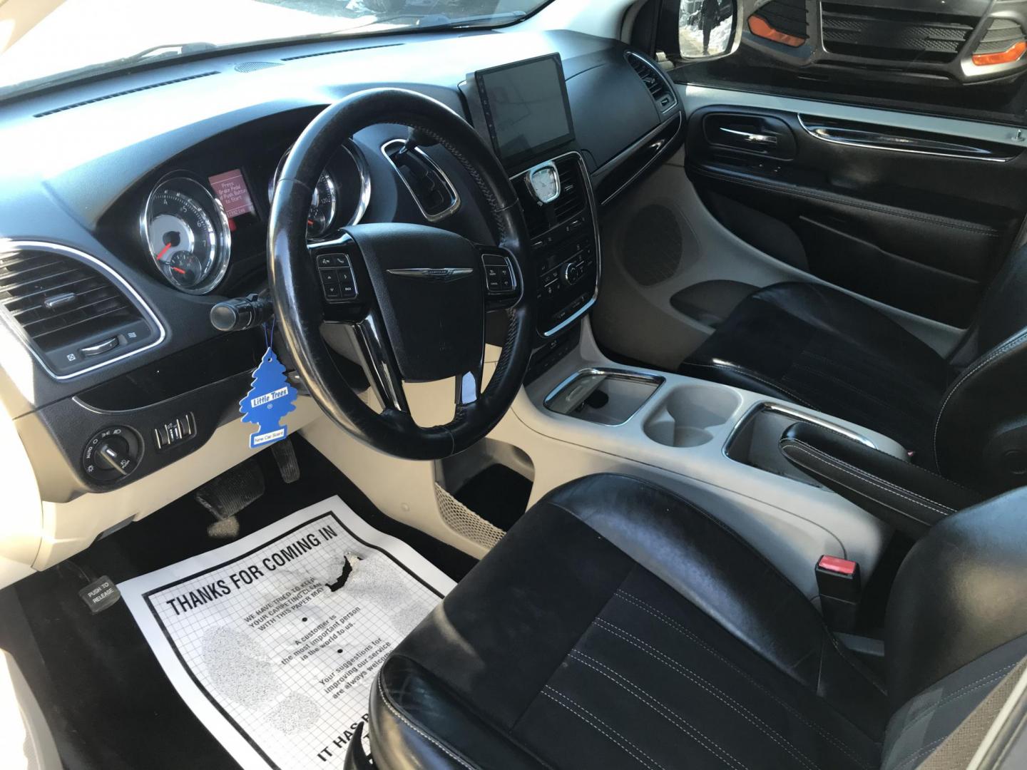 2014 Black /Black Chrysler Town & Country Touring-L (2C4RC1CG6ER) with an 3.6L V6 DOHC 24V engine, 6-Speed Automatic transmission, located at 577 Chester Pike, Prospect Park, PA, 19076, (610) 237-1015, 39.886154, -75.302338 - 2013 Chrysler Town & Country Touring L: DVD player, screen radio, backup camera, stow & go seating, new PA inspection, SUPER CLEAN, runs LIKE NEW! This vehicle comes inspected and has been given a bumper to bumper safety check. It is very clean, reliable, and well maintained. We offer a unique pa - Photo#7