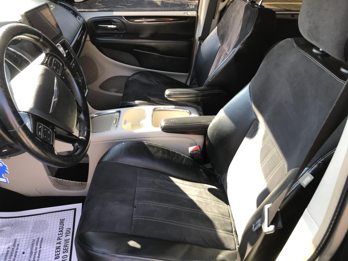 2014 Black /Black Chrysler Town & Country Touring-L (2C4RC1CG6ER) with an 3.6L V6 DOHC 24V engine, 6-Speed Automatic transmission, located at 577 Chester Pike, Prospect Park, PA, 19076, (610) 237-1015, 39.886154, -75.302338 - 2014 Chrysler Town & Country Touring L: DVD player, screen radio, backup camera, stow & go seating, new PA inspection, SUPER CLEAN, runs LIKE NEW! This vehicle comes inspected and has been given a bumper to bumper safety check. It is very clean, reliable, and well maintained. We offer a unique pa- Photo#10