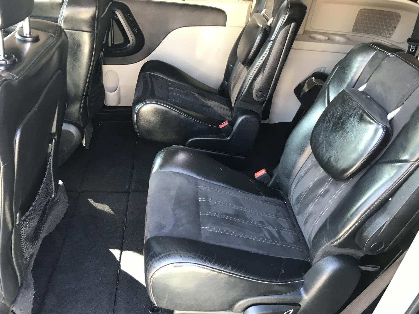 2014 Black /Black Chrysler Town & Country Touring-L (2C4RC1CG6ER) with an 3.6L V6 DOHC 24V engine, 6-Speed Automatic transmission, located at 577 Chester Pike, Prospect Park, PA, 19076, (610) 237-1015, 39.886154, -75.302338 - 2014 Chrysler Town & Country Touring L: DVD player, screen radio, backup camera, stow & go seating, new PA inspection, SUPER CLEAN, runs LIKE NEW! This vehicle comes inspected and has been given a bumper to bumper safety check. It is very clean, reliable, and well maintained. We offer a unique pa- Photo#19