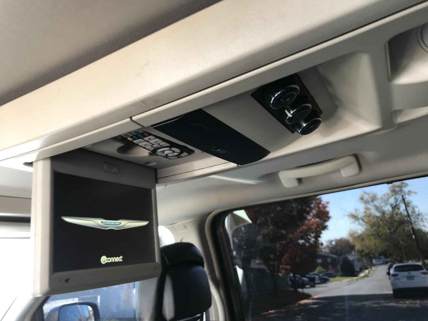 2014 Black /Black Chrysler Town & Country Touring-L (2C4RC1CG6ER) with an 3.6L V6 DOHC 24V engine, 6-Speed Automatic transmission, located at 577 Chester Pike, Prospect Park, PA, 19076, (610) 237-1015, 39.886154, -75.302338 - 2014 Chrysler Town & Country Touring L: DVD player, screen radio, backup camera, stow & go seating, new PA inspection, SUPER CLEAN, runs LIKE NEW! This vehicle comes inspected and has been given a bumper to bumper safety check. It is very clean, reliable, and well maintained. We offer a unique pa- Photo#22