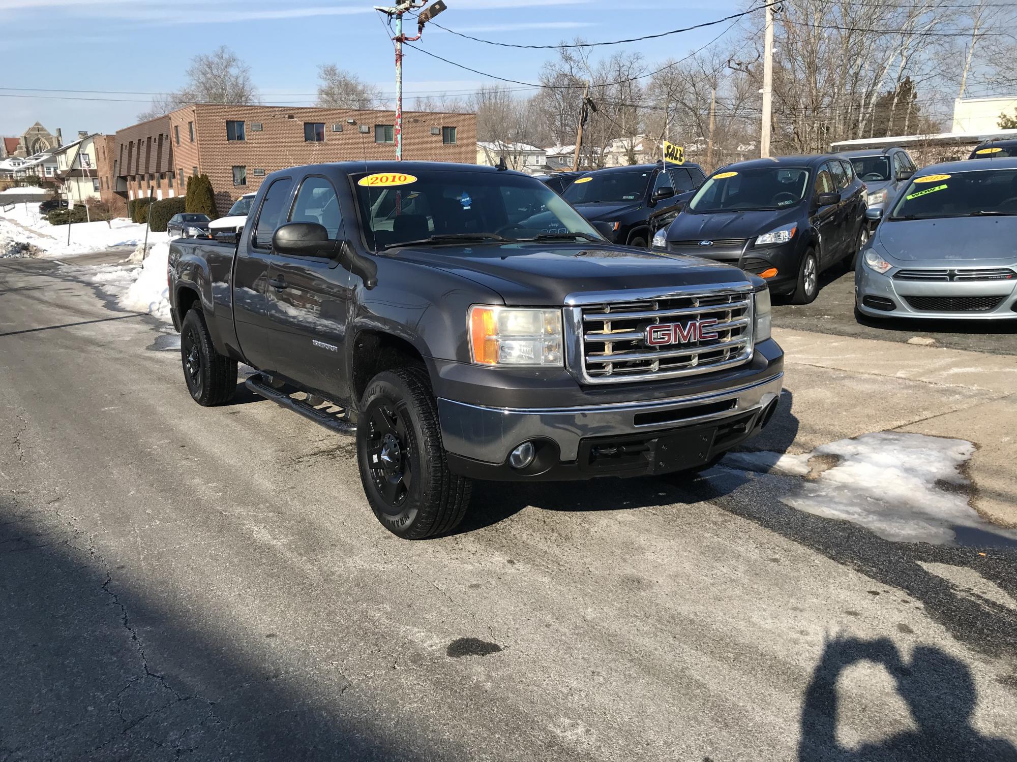 photo of 2010 GMC Sierra 1500 SLE Ext. Cab 4WD