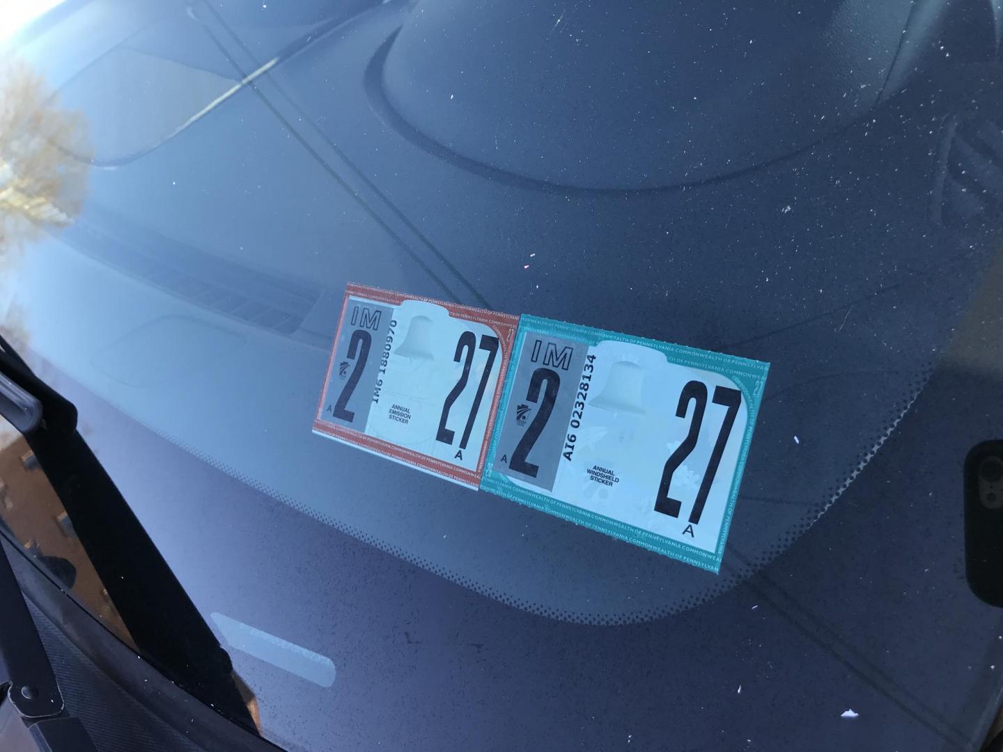 2017 Black /Black Chevrolet Equinox LT (2GNALCEK5H6) with an 2.4L L4 DOHC 16V FFV engine, 6A transmission, located at 577 Chester Pike, Prospect Park, PA, 19076, (610) 237-1015, 39.886154, -75.302338 - 2017 Chevy Equinox LT: Backup camera, sunroof, new PA inspection, SUPER CLEAN, runs LIKE NEW! This vehicle comes inspected and has been given a bumper to bumper safety check. It is very clean, reliable, and well maintained. We offer a unique pay plan that is known for being the easiest and fastes - Photo#6