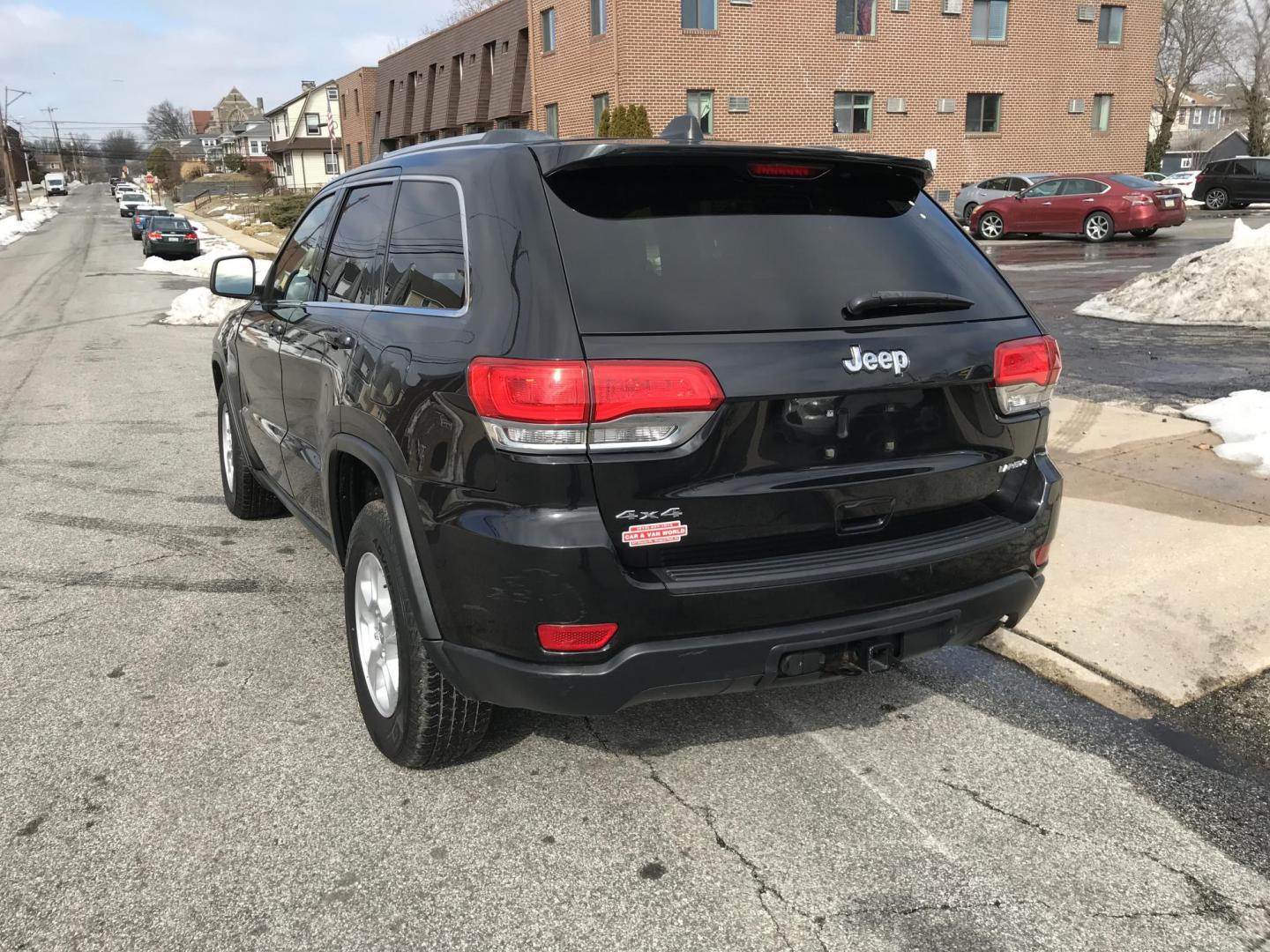 2014 Black /Black Jeep Grand Cherokee Laredo 4WD (1C4RJFAG6EC) with an 3.6L V6 DOHC 24V engine, 5-Speed Automatic transmission, located at 577 Chester Pike, Prospect Park, PA, 19076, (610) 237-1015, 39.886154, -75.302338 - 2014 Jeep Grand Cherokee Laredo: Sunroof, 4x4, backup camera, new PA inspection, SUPER CLEAN, runs LIKE NEW! This vehicle comes inspected and has been given a bumper to bumper safety check. It is very clean, reliable, and well maintained. We offer a unique pay plan that is known for being the eas - Photo#5