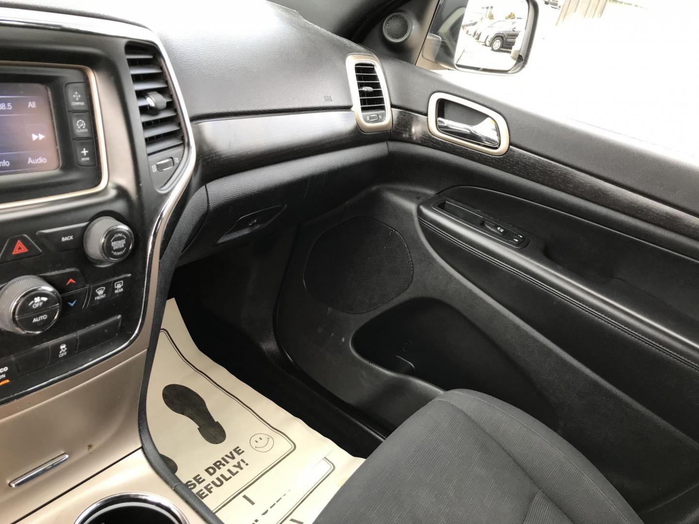 2014 Black /Black Jeep Grand Cherokee Laredo 4WD (1C4RJFAG6EC) with an 3.6L V6 DOHC 24V engine, 5-Speed Automatic transmission, located at 577 Chester Pike, Prospect Park, PA, 19076, (610) 237-1015, 39.886154, -75.302338 - 2014 Jeep Grand Cherokee Laredo: Sunroof, 4x4, backup camera, new PA inspection, SUPER CLEAN, runs LIKE NEW! This vehicle comes inspected and has been given a bumper to bumper safety check. It is very clean, reliable, and well maintained. We offer a unique pay plan that is known for being the eas - Photo#13