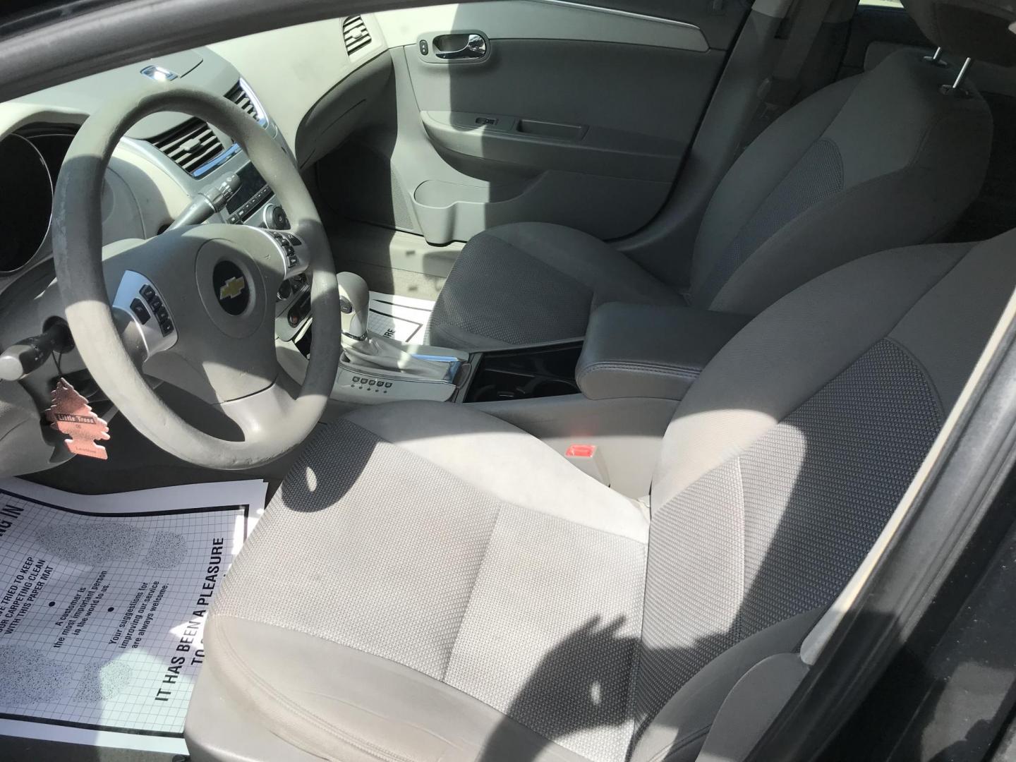 2012 Black /Gray Chevrolet Malibu 1LT (1G1ZC5E0XCF) with an 2.4L L4 DOHC 16V engine, 6-Speed Automatic transmission, located at 577 Chester Pike, Prospect Park, PA, 19076, (610) 237-1015, 39.886154, -75.302338 - 2012 Chevy Malibu: Only 81k miles, new PA inspection, great on gas, SUPER CLEAN, runs LIKE NEW! This vehicle comes inspected and has been given a bumper to bumper safety check. It is very clean, reliable, and well maintained. We offer a unique pay plan that is known for being the easiest and fast - Photo#8
